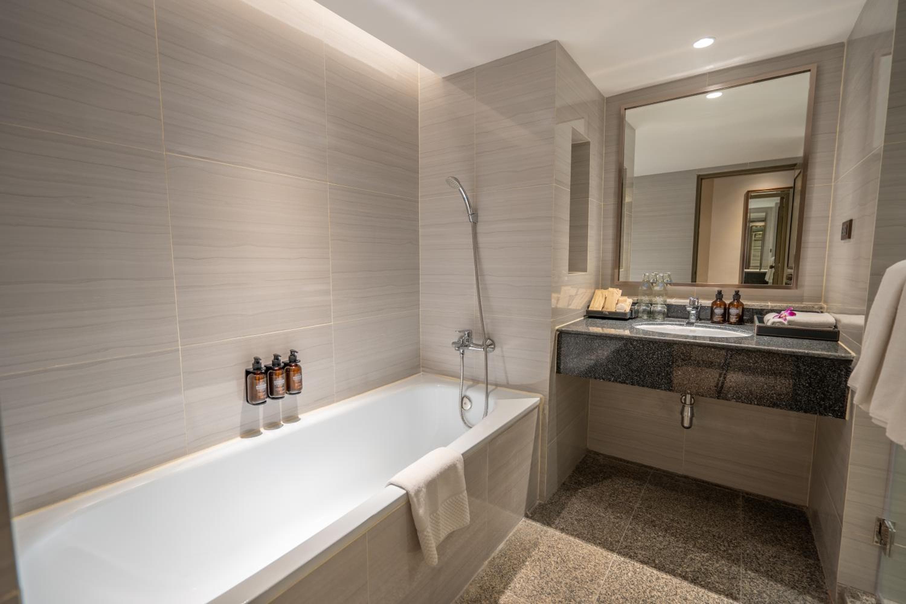 NH Bangkok Sukhumvit Boulevard — 17