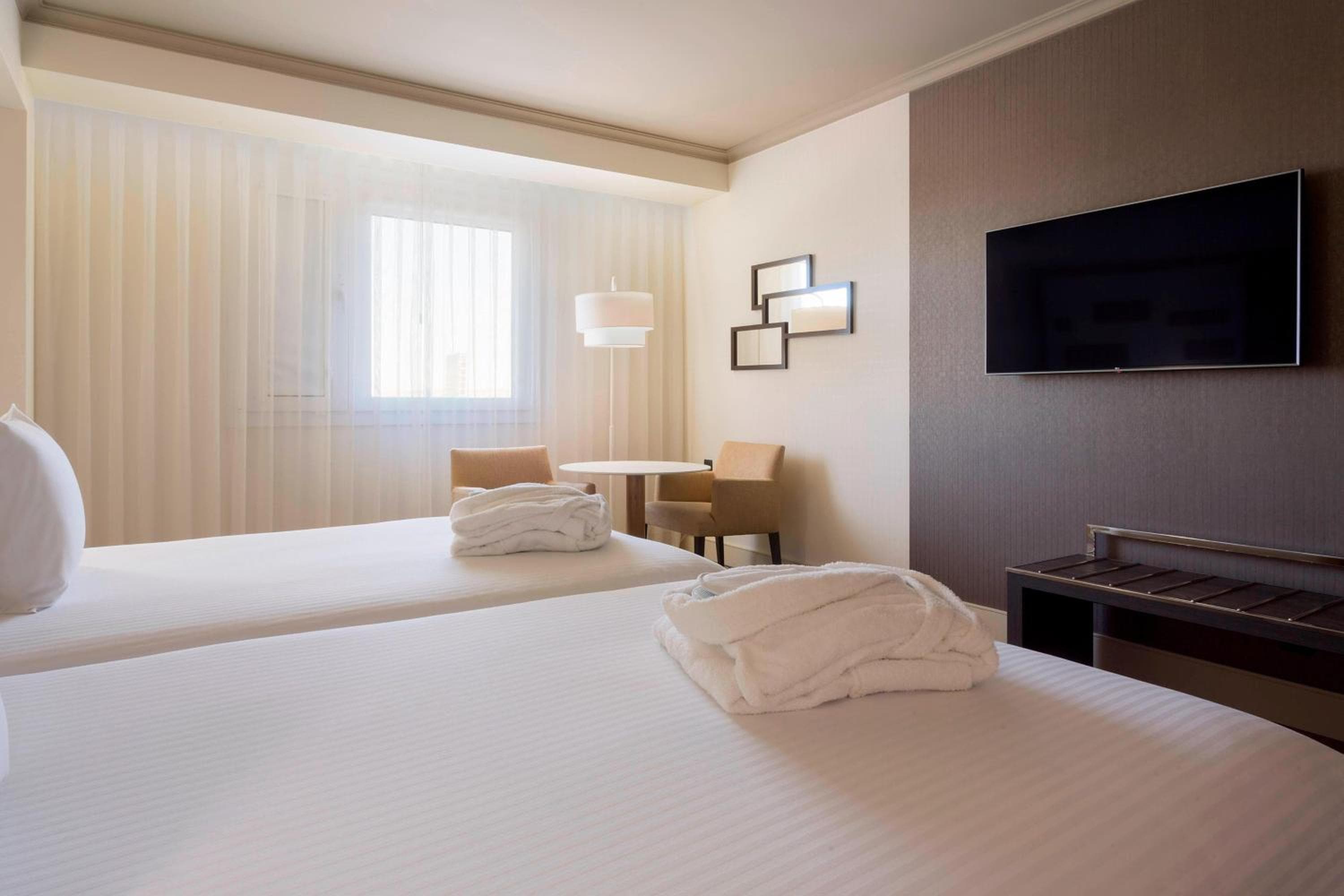 Madrid Marriott Auditorium Hotel & Conference Center — 11