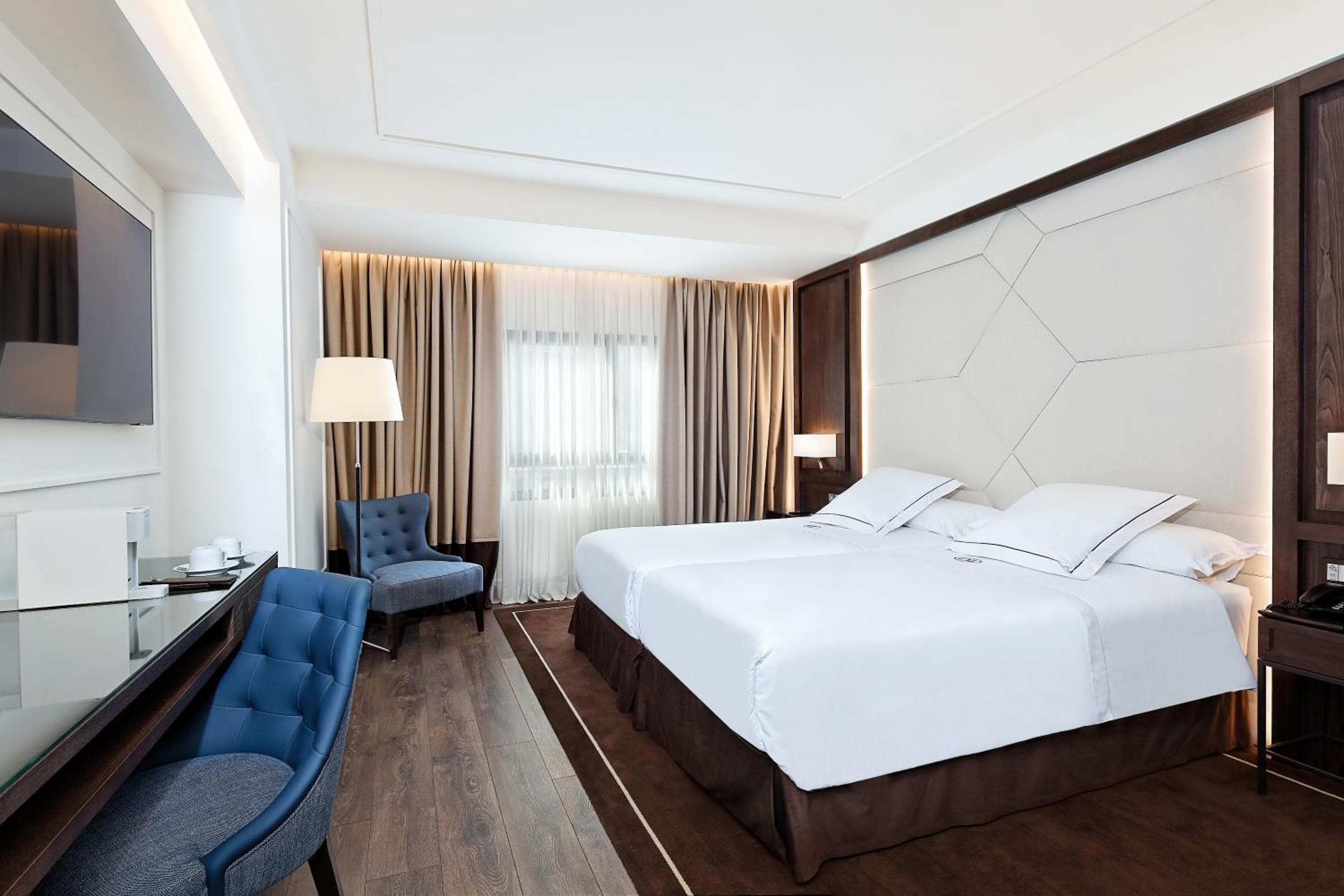 ClaridgeMadrid — 3