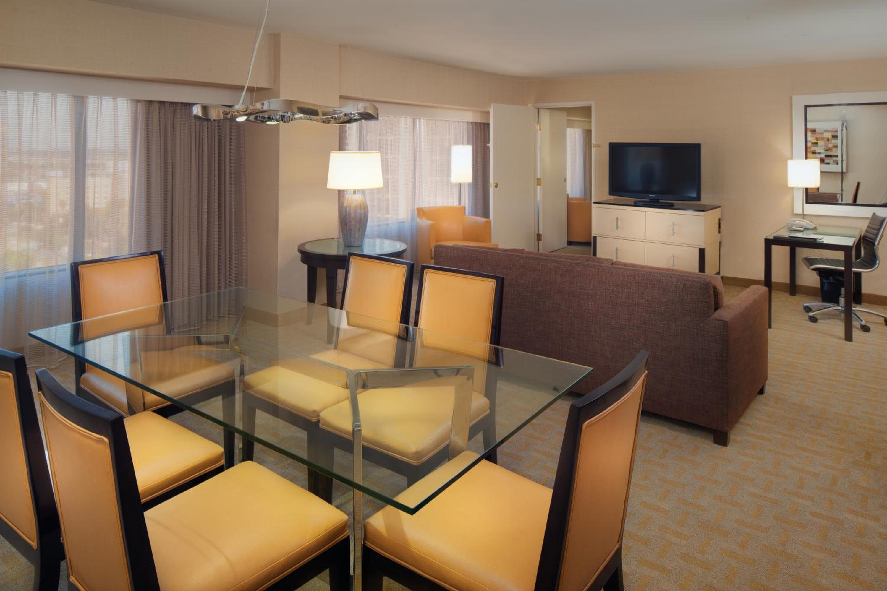 Hilton Los Angeles Airport — 4