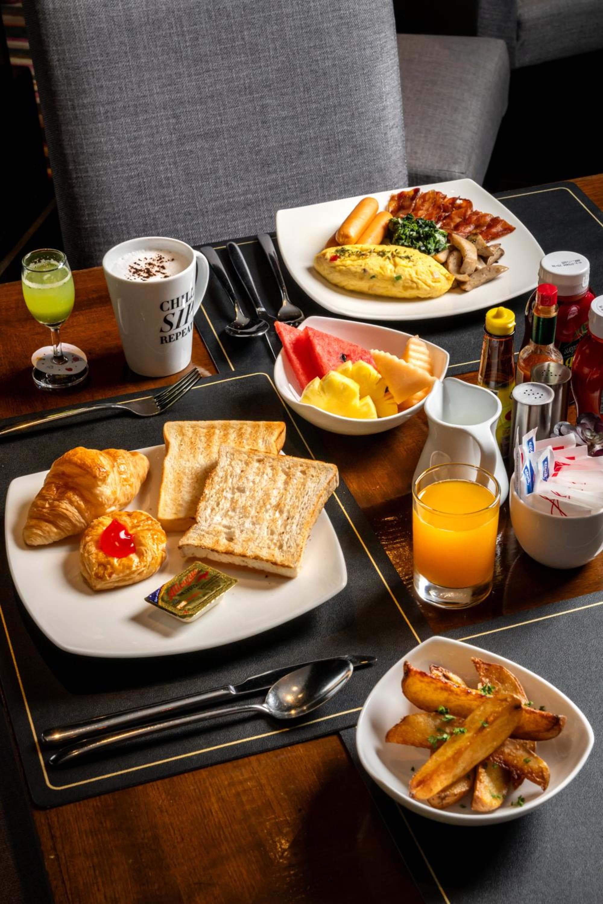 Notte Hotel Bangkok - Sukhumvit 15 — 6