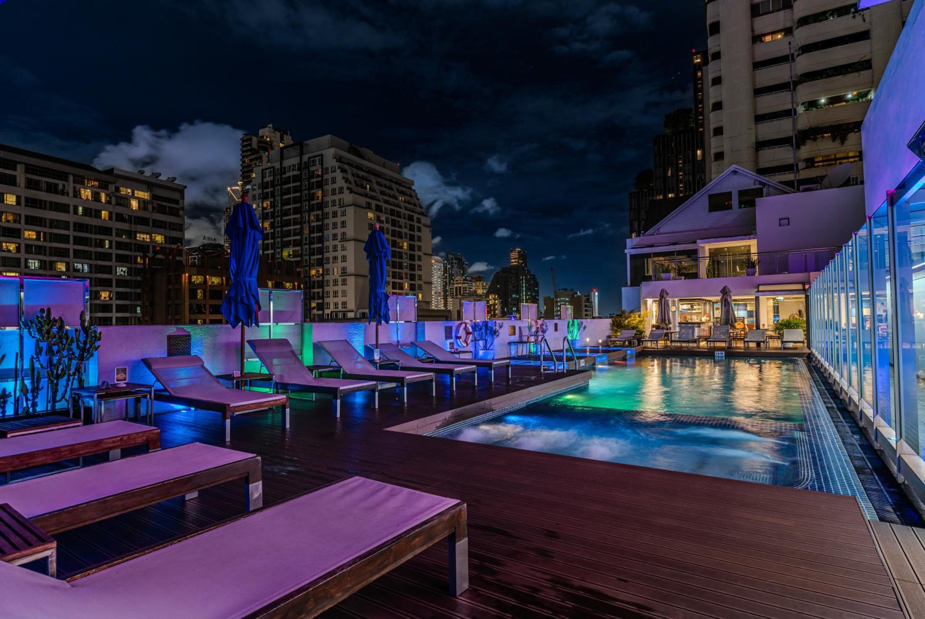 Notte Hotel Bangkok - Sukhumvit 15 — 29