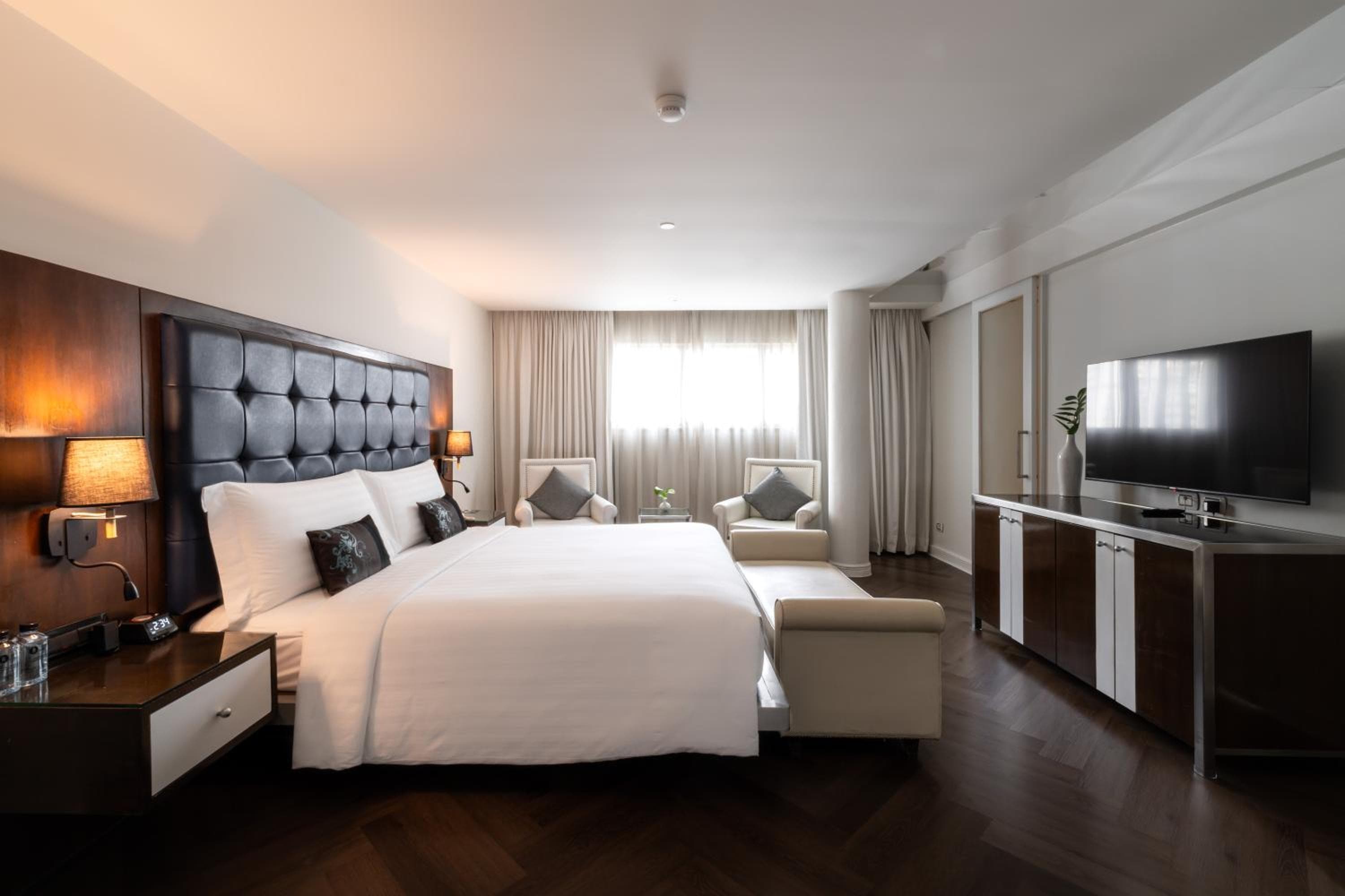Night Hotel Bangkok - Asoke Sukhumvit 15 — 3