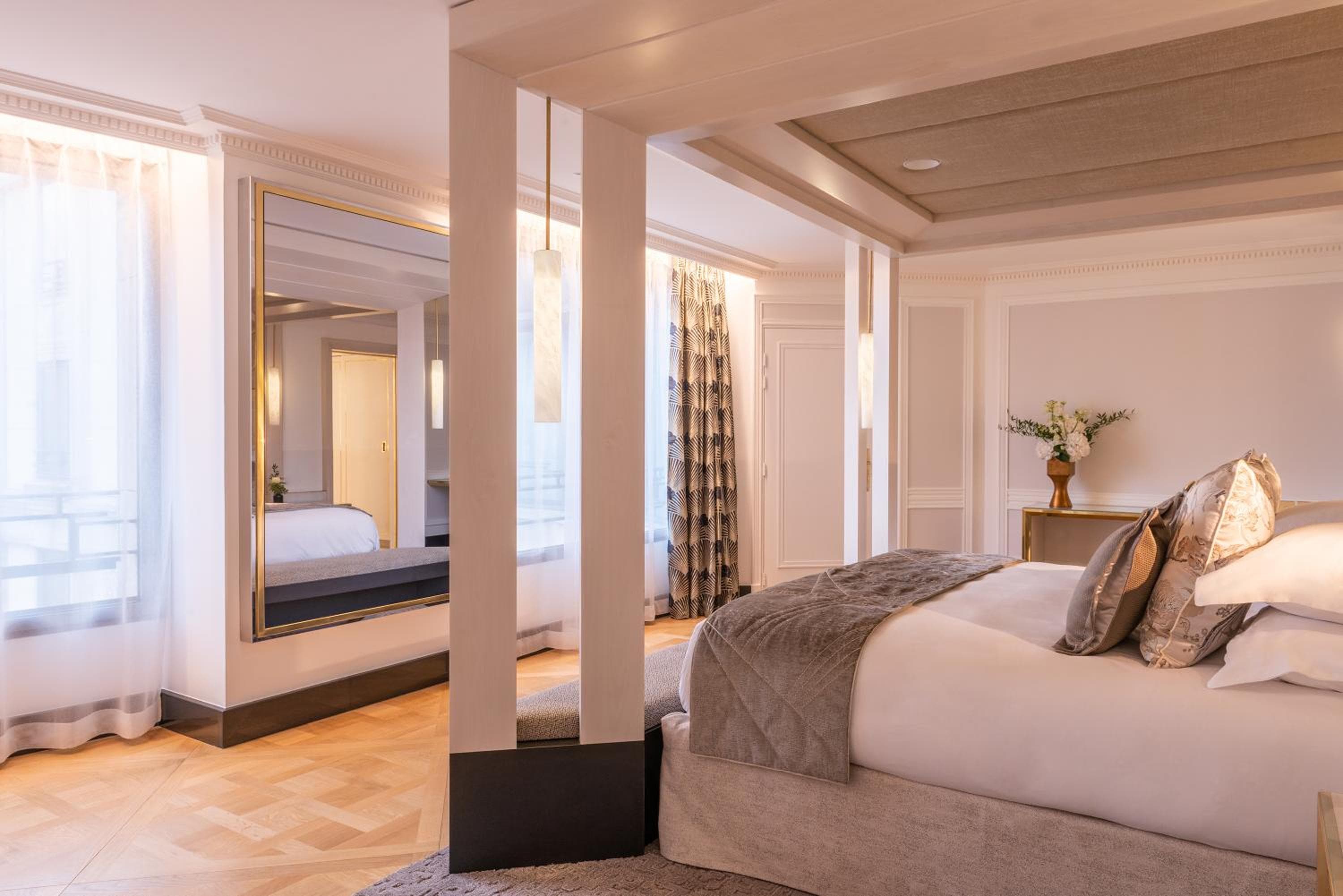 L'Hôtel du Collectionneur Paris — 23