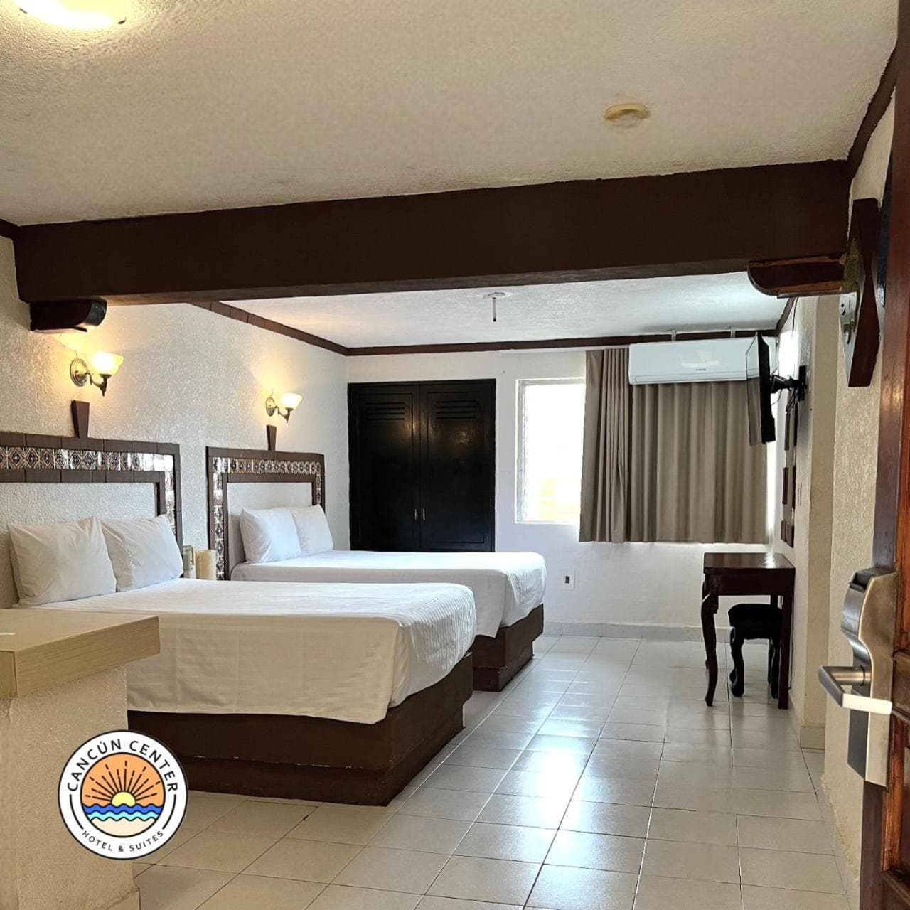 Suites Cancún Centro — 24