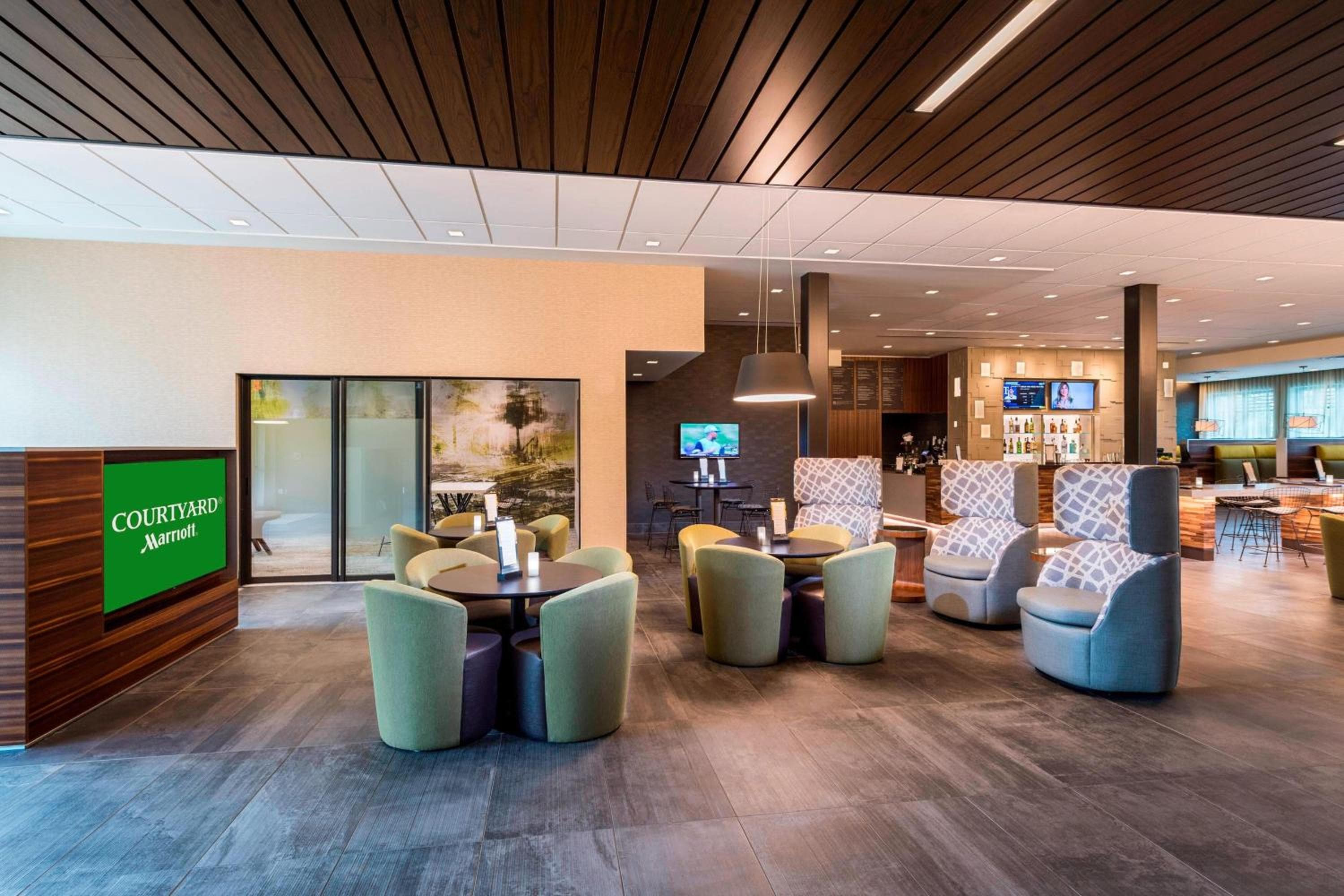 Courtyard by Marriott Tampa Northwest/Veterans Expressway — 4