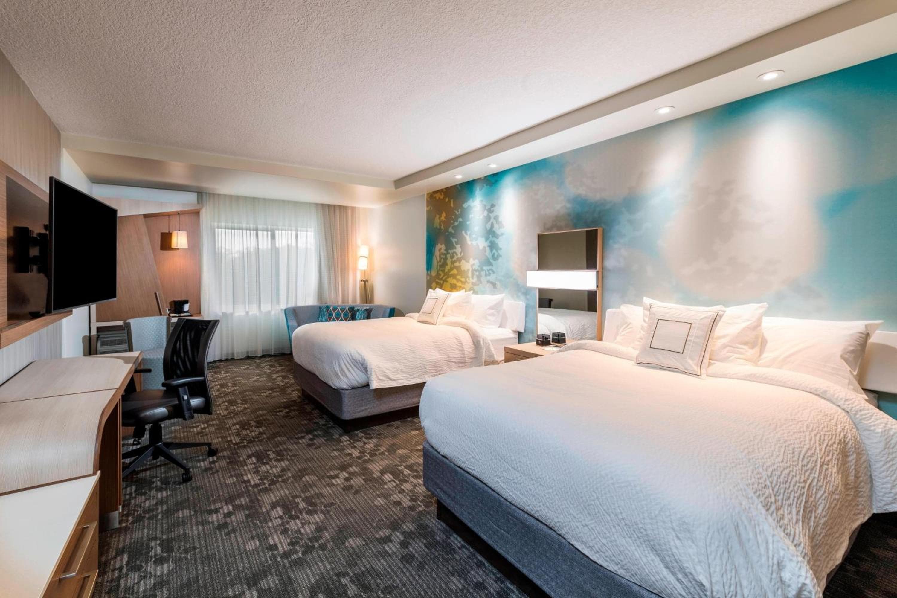 Courtyard by Marriott Tampa Northwest/Veterans Expressway — 7