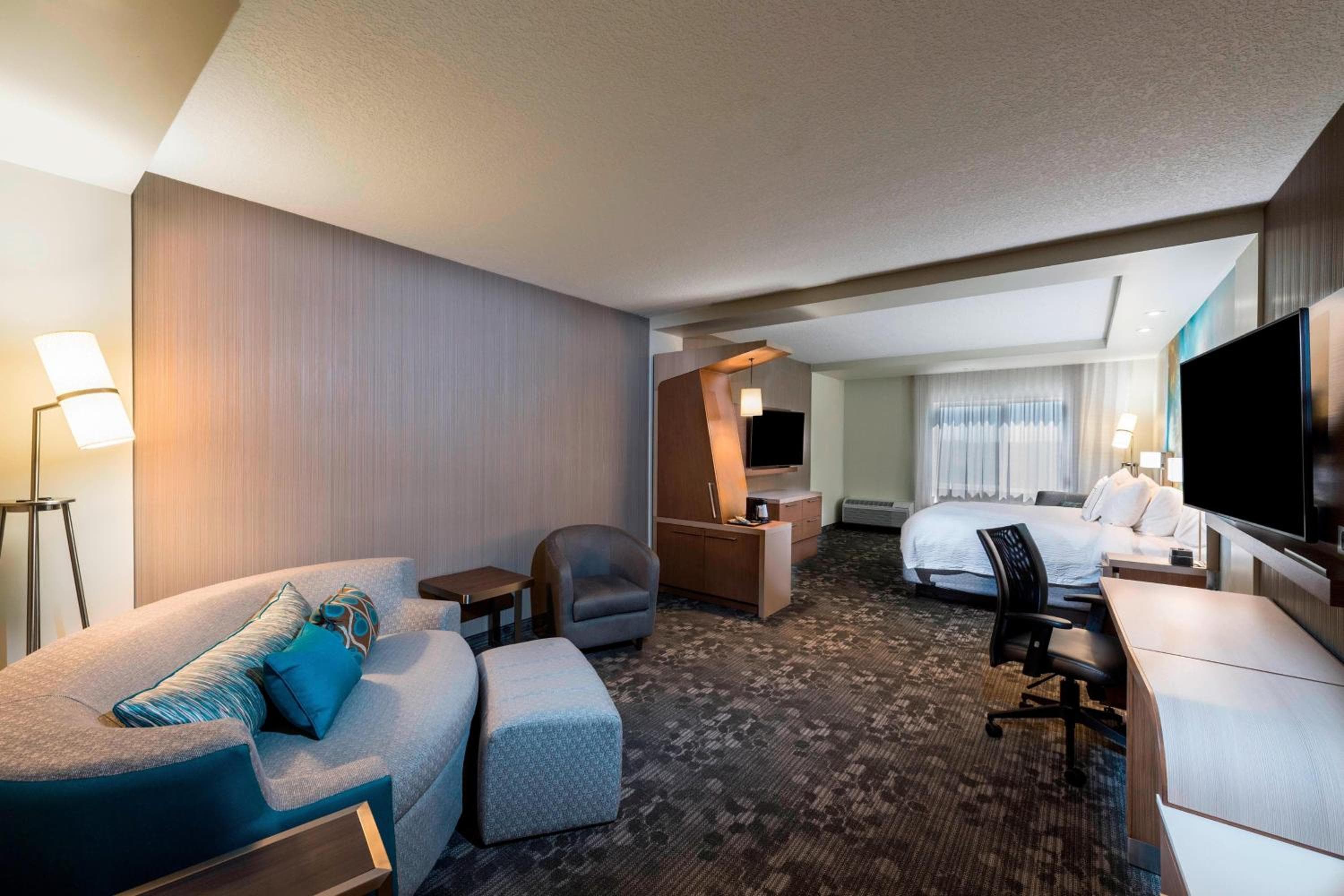 Courtyard by Marriott Tampa Northwest/Veterans Expressway — 18