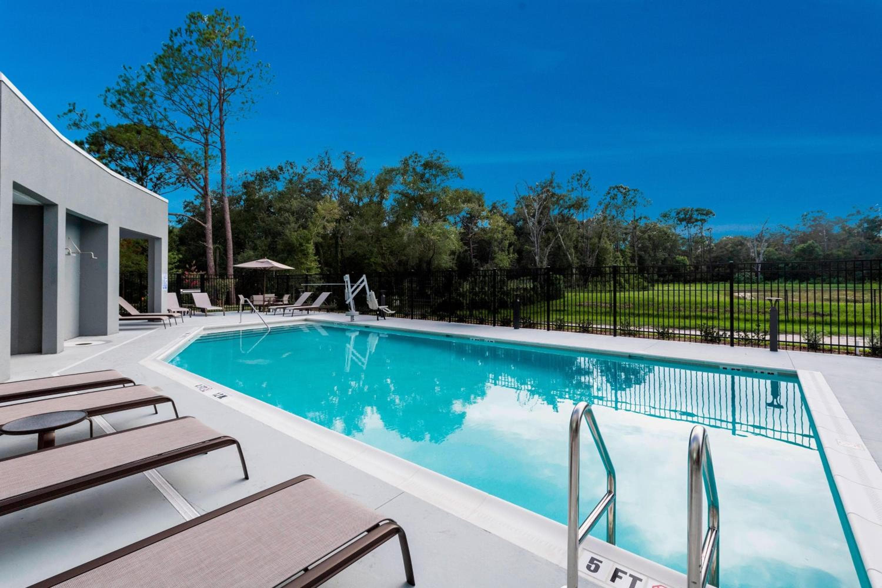 Courtyard by Marriott Tampa Northwest/Veterans Expressway — 20