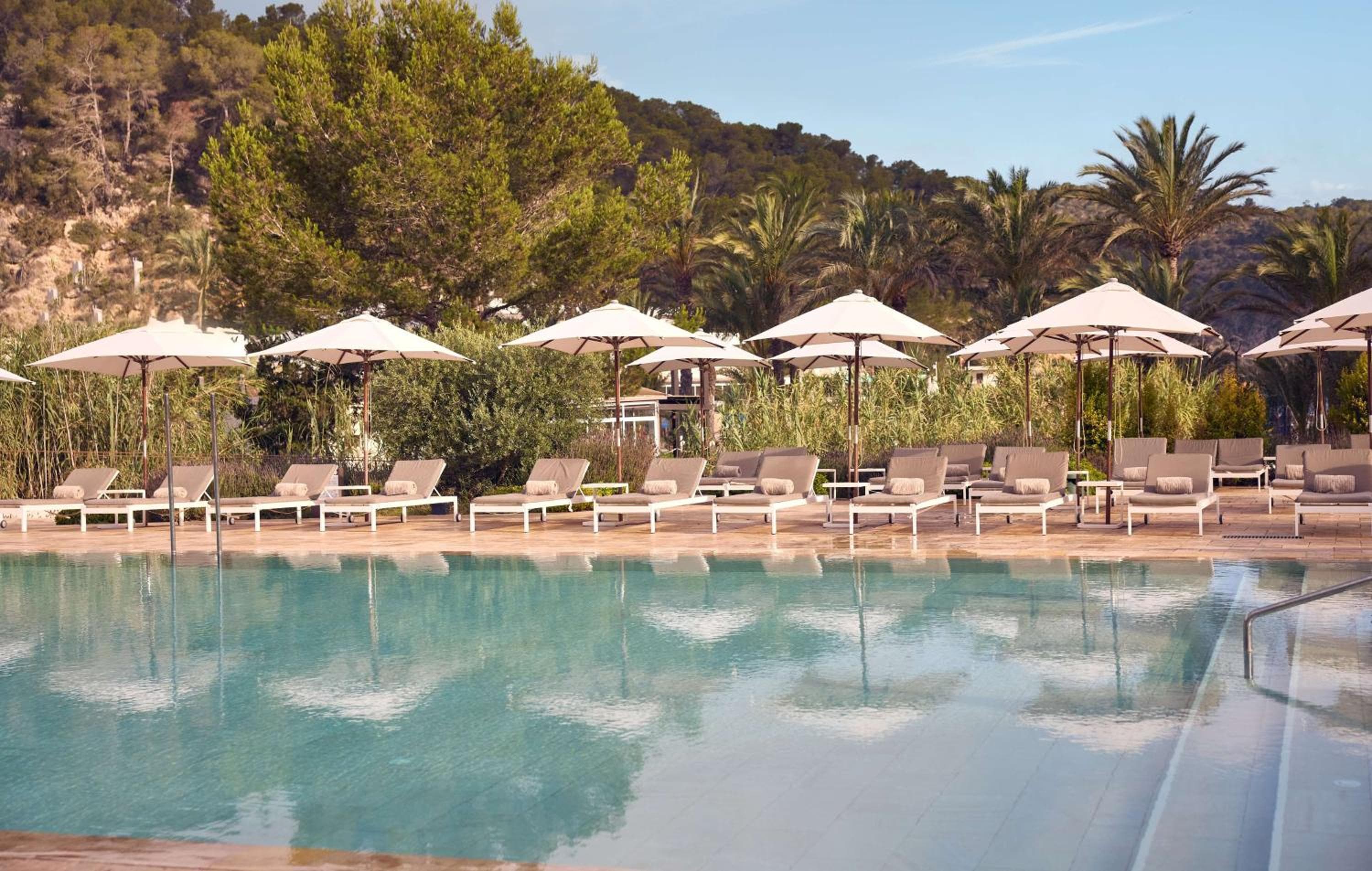 Cala San Miguel The Club, Colección Curio by Hilton — 15