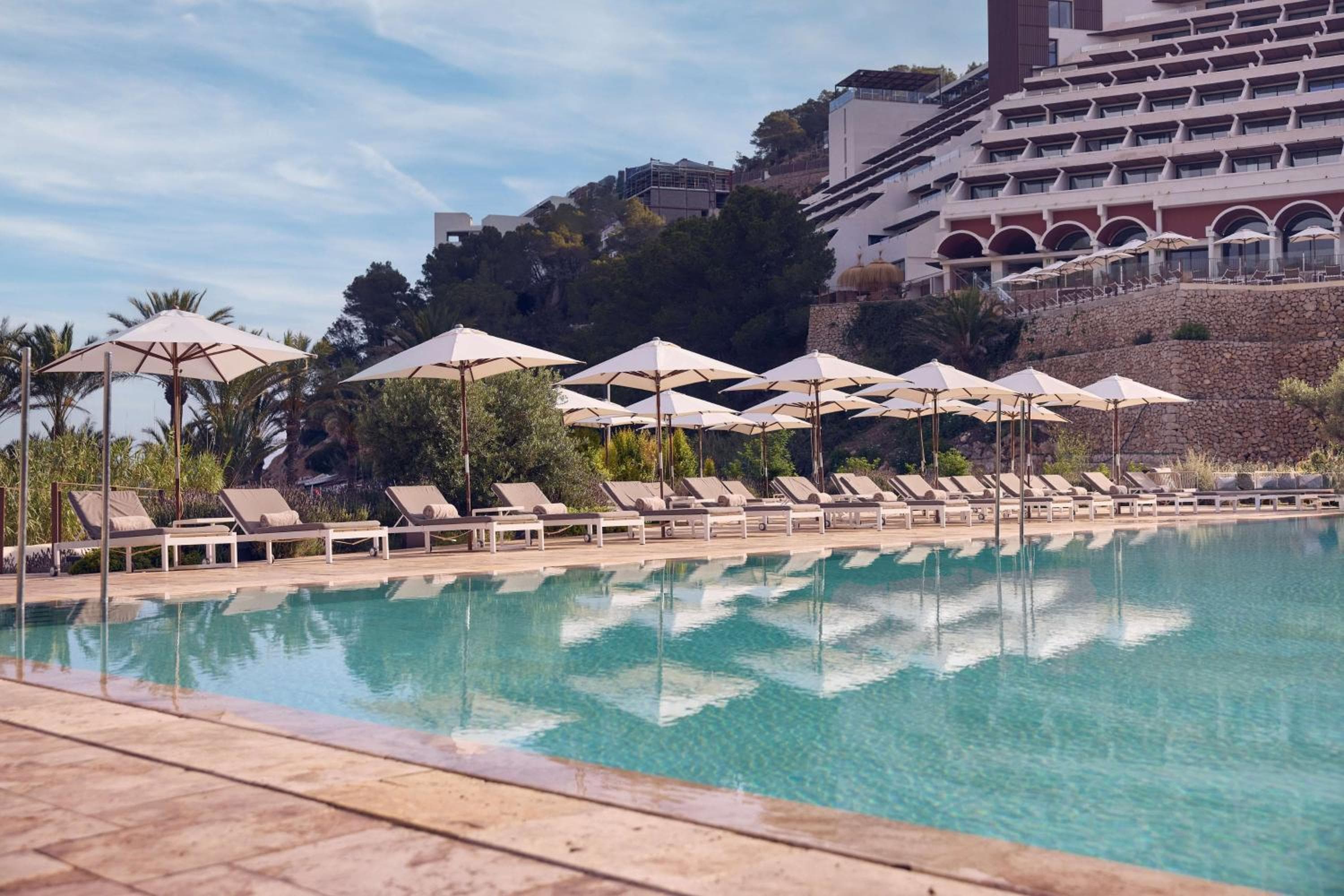 Cala San Miguel The Club, Colección Curio by Hilton — 16