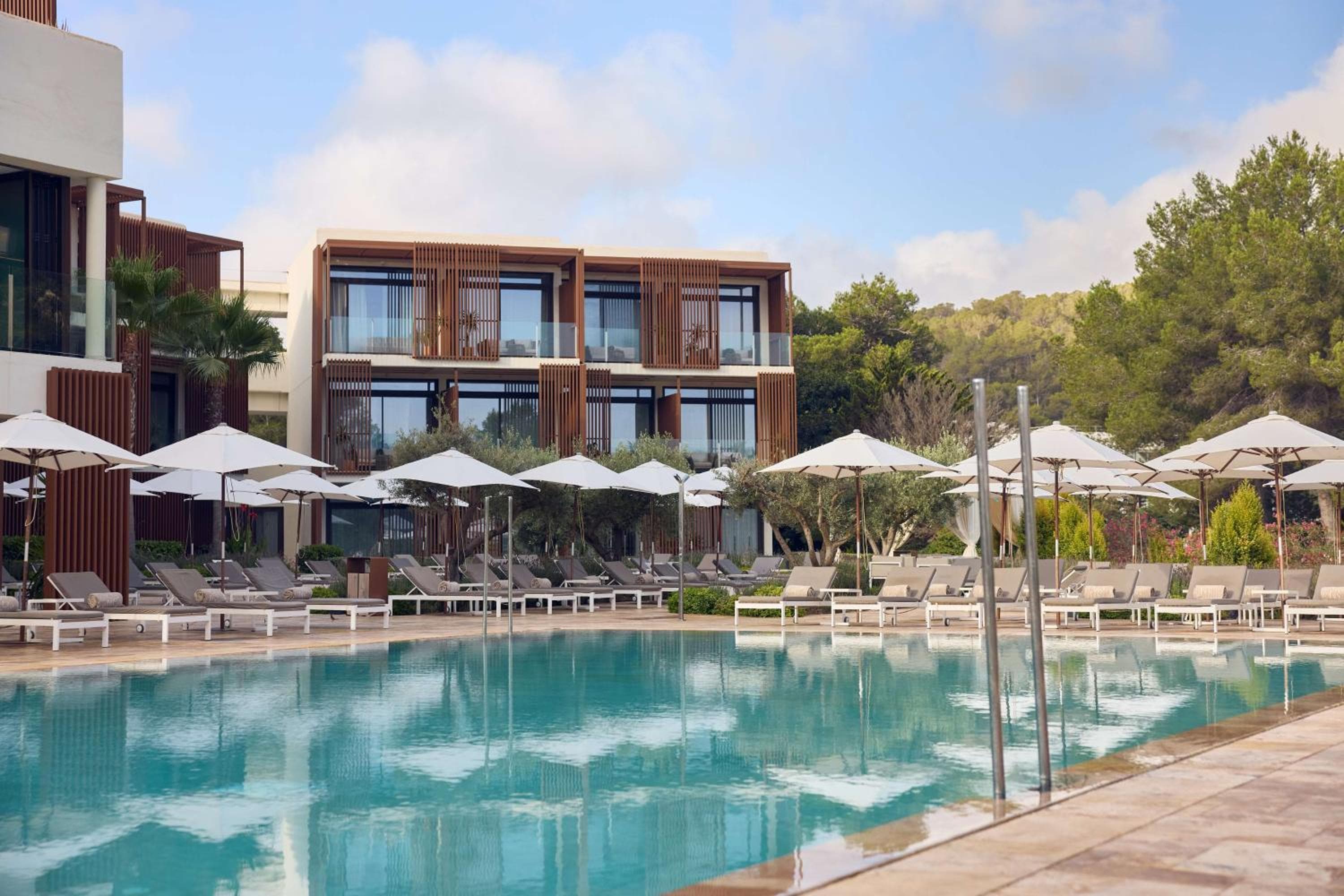 Cala San Miguel The Club, Colección Curio by Hilton — 21