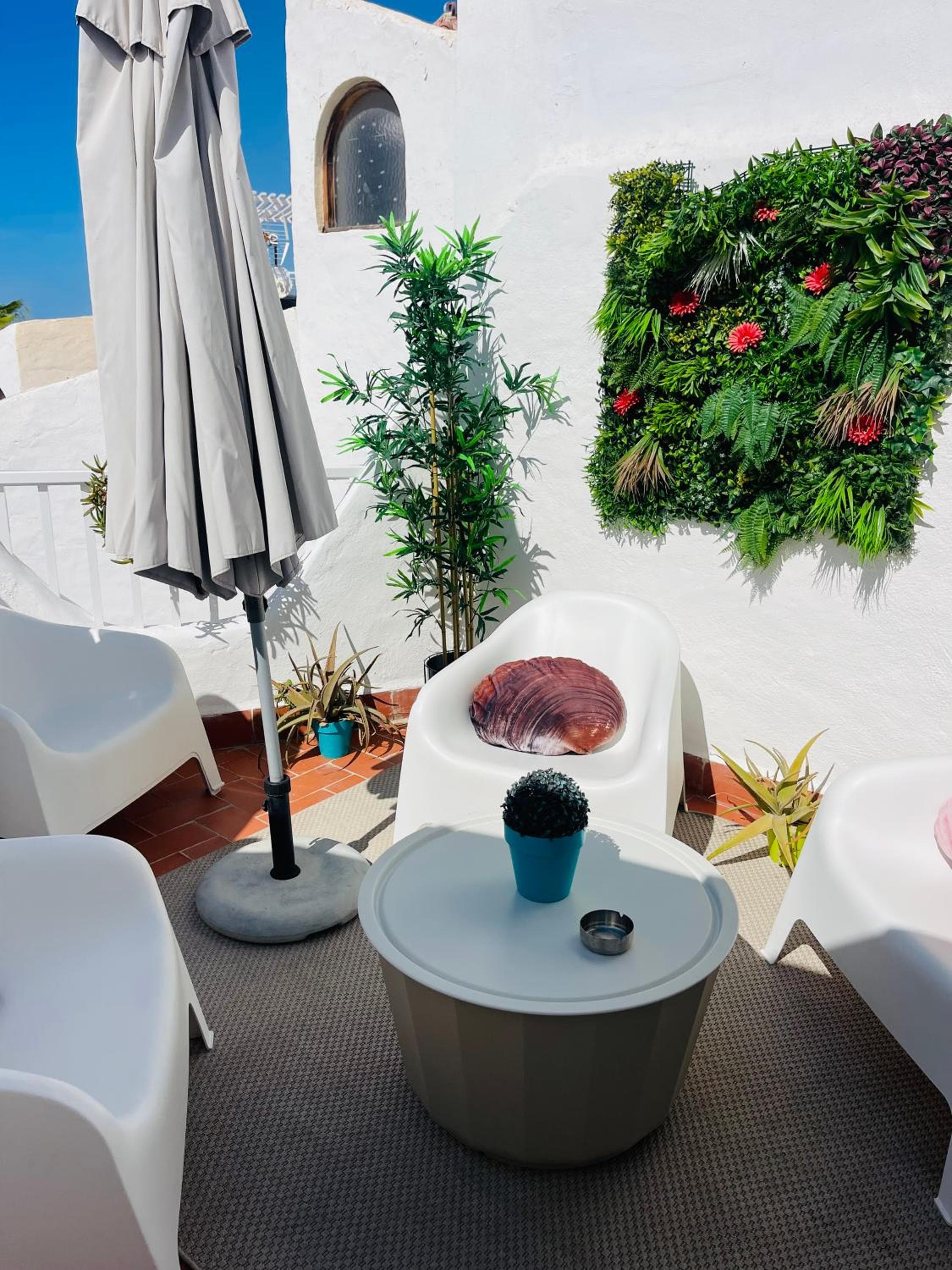 Playa, Pool & Nightlife Steps from Clubs & Beach Las Américas by Aqua Vista Tenerife — 5