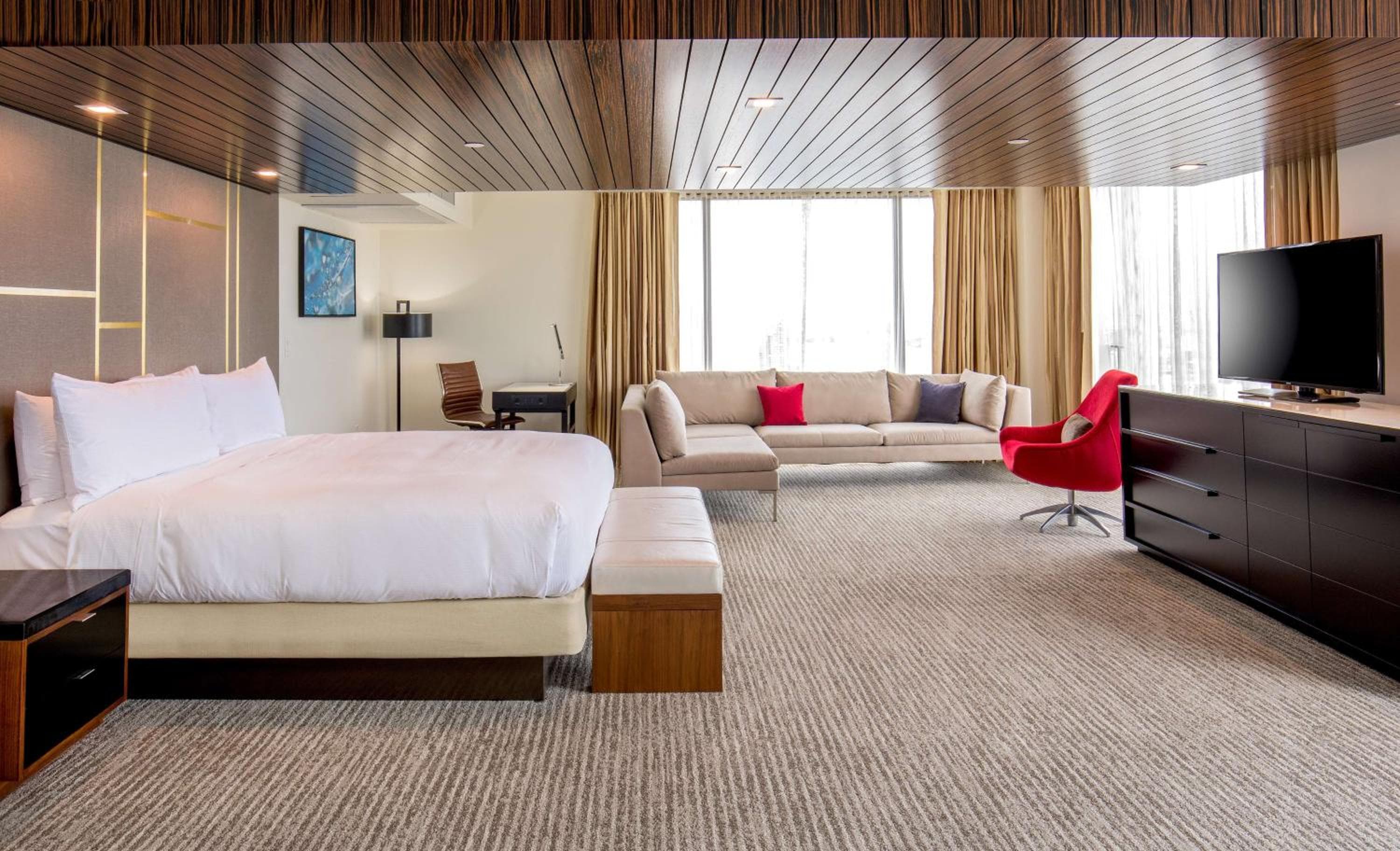 Hilton Miami Downtown — 14