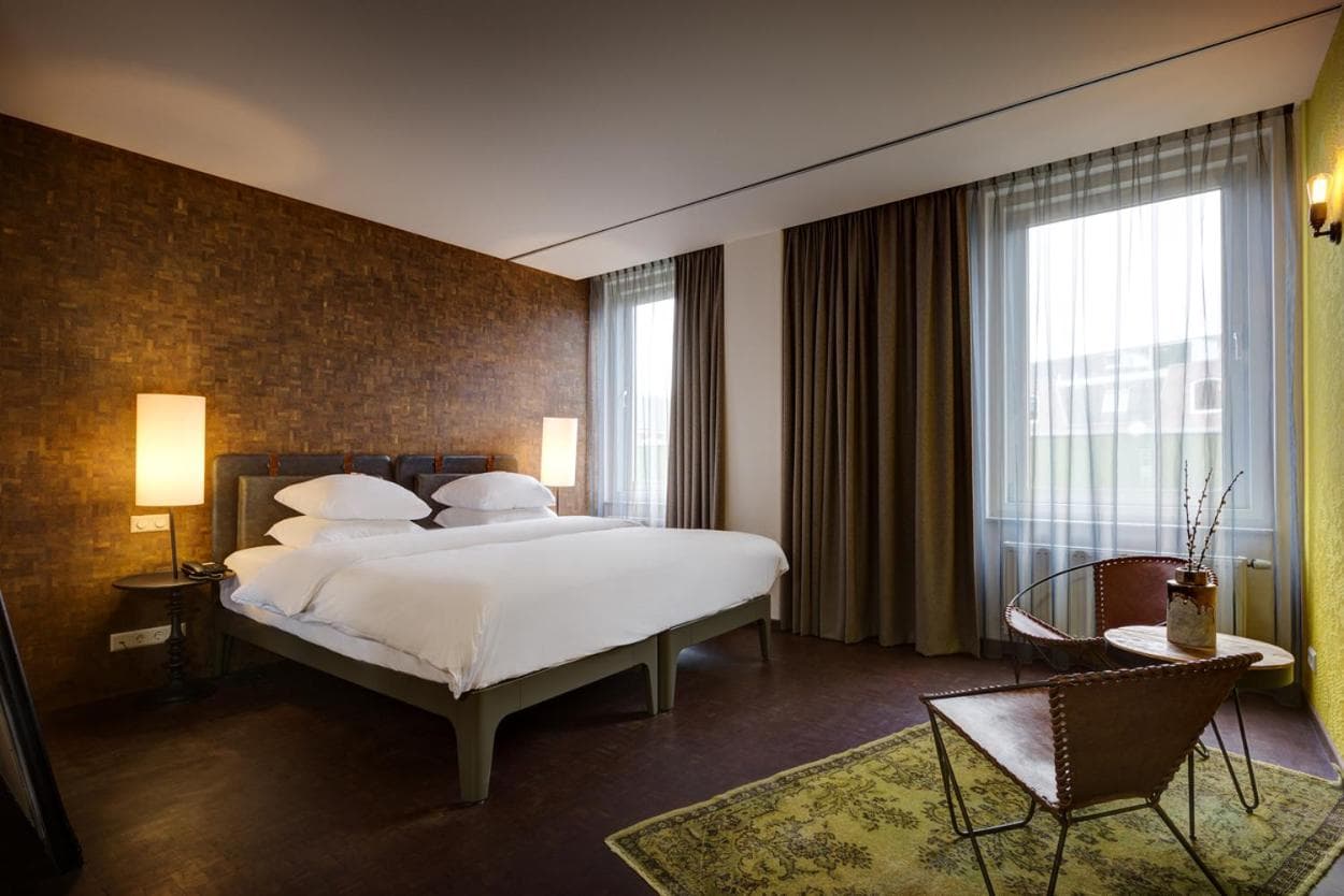 Hotel V Nesplein — 10