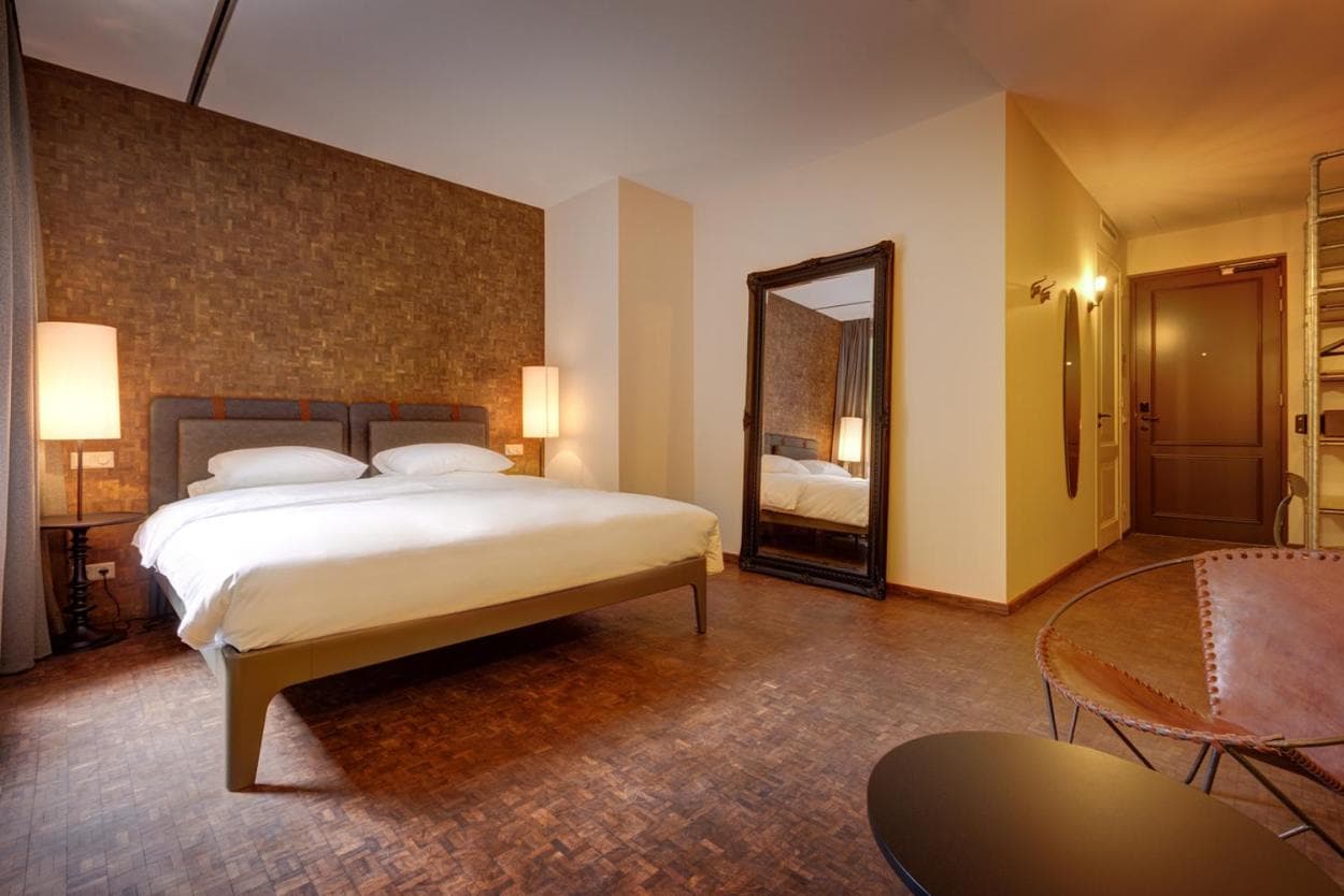 Hotel V Nesplein — 9