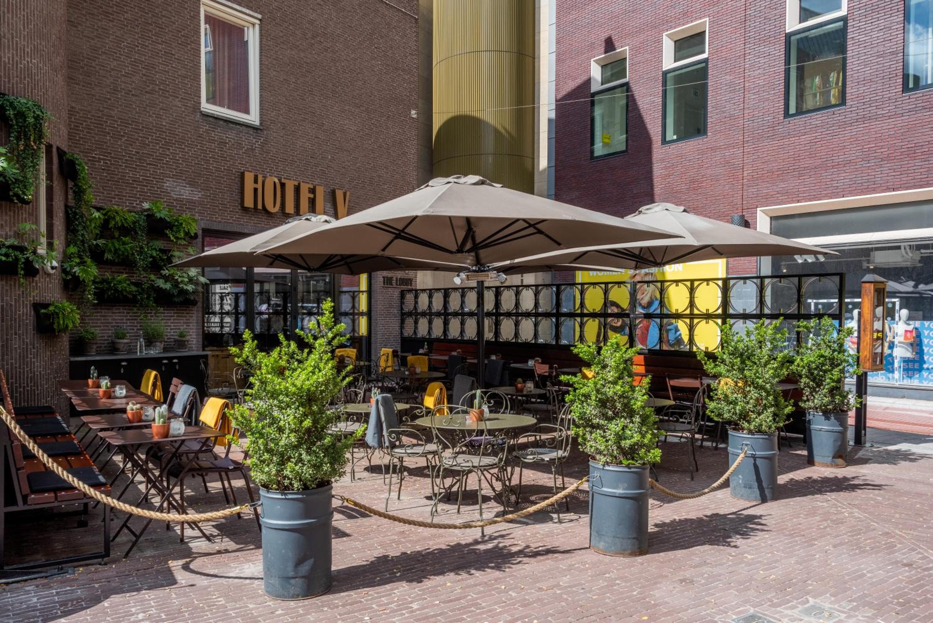 Hotel V Nesplein — 19