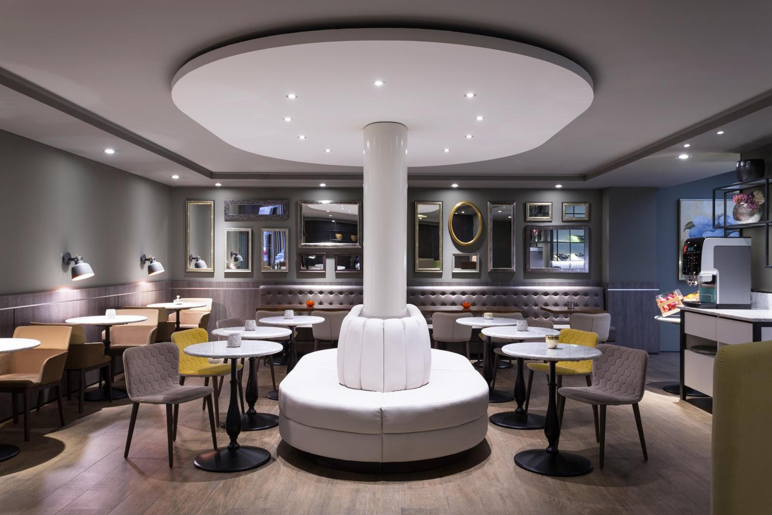 Mercure Madrid Centro — 19