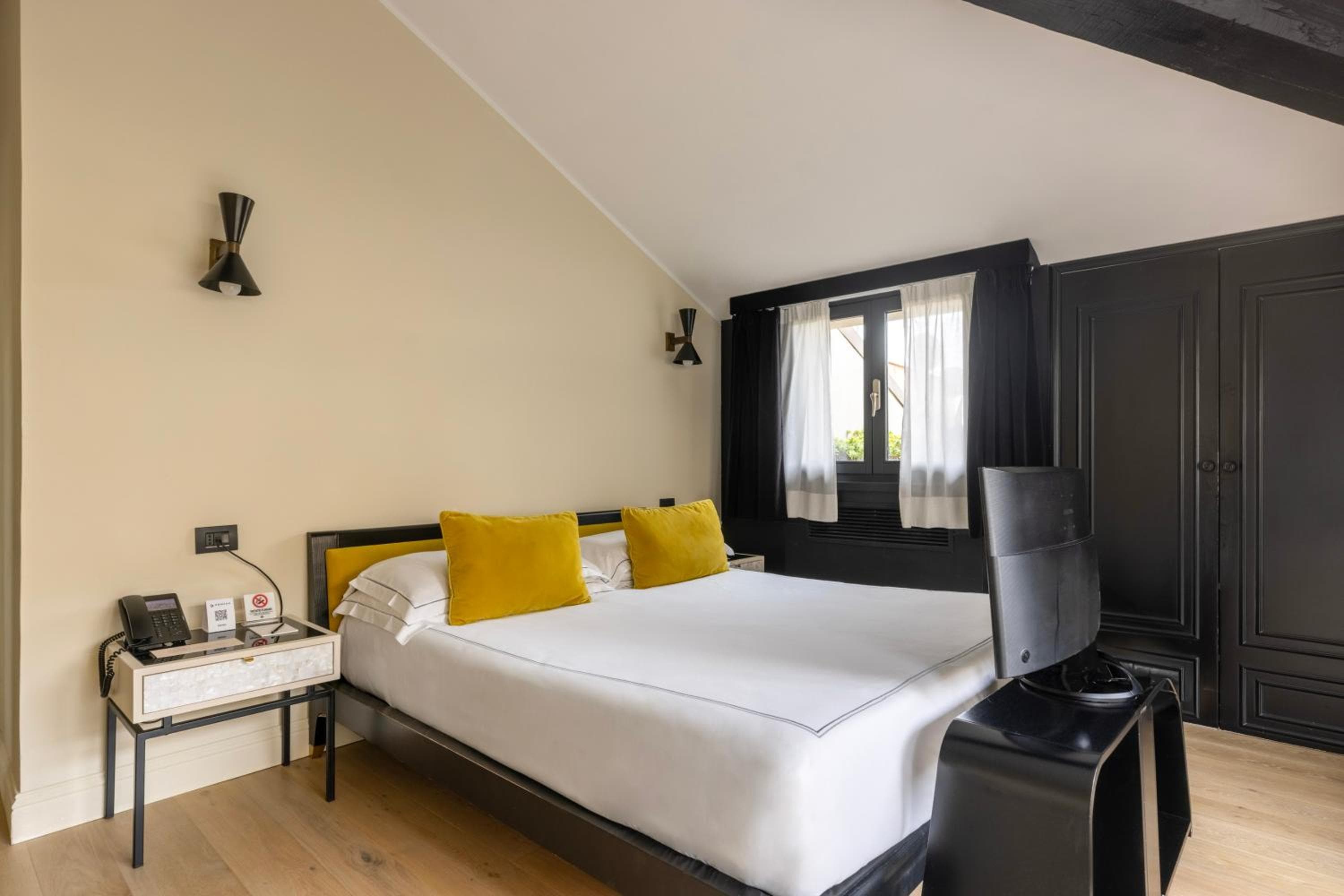 Albergo di lusso a Roma — 28