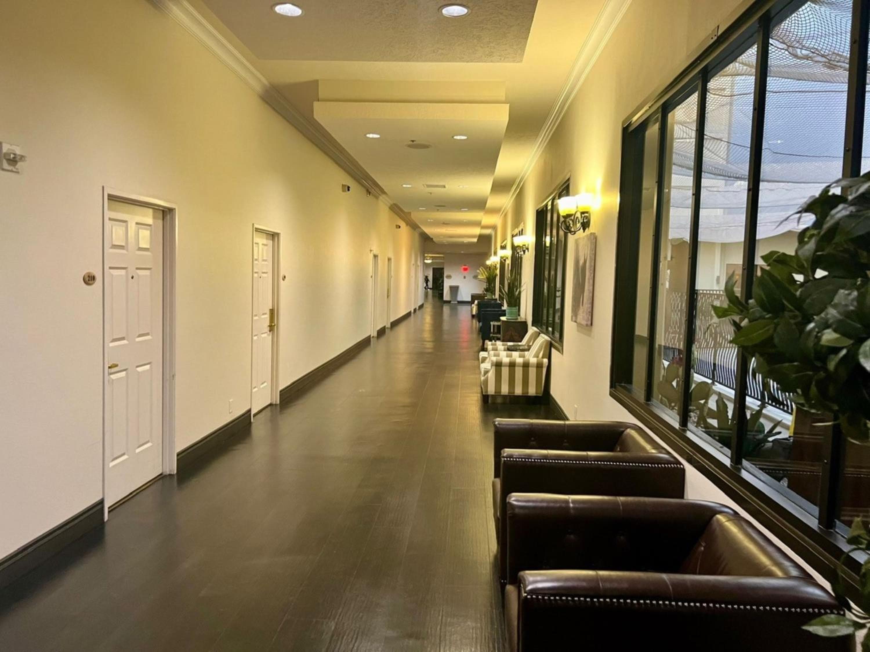 Jockey Resort Suites Center Strip — 26