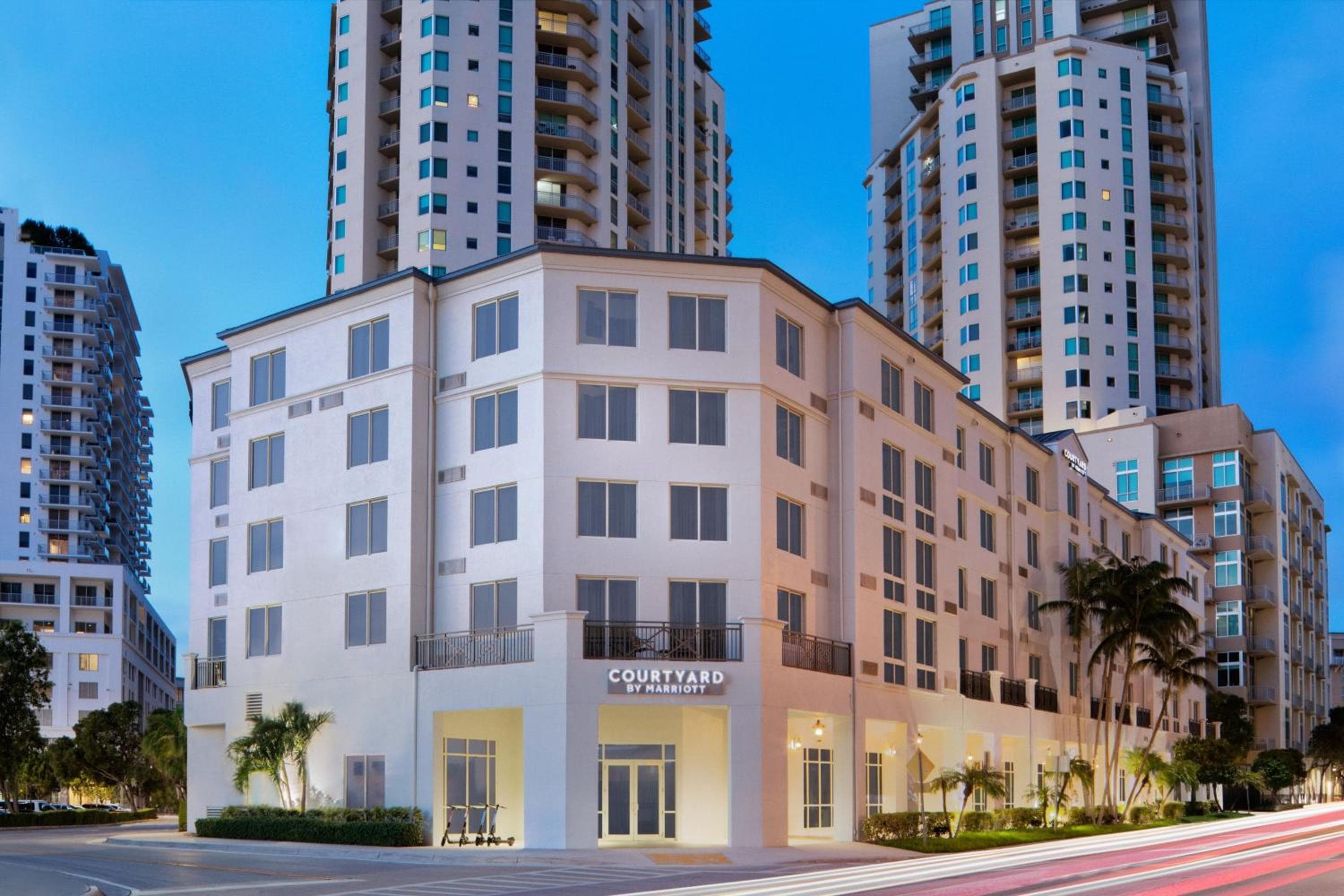 Courtyard Miami-Dadeland — 5