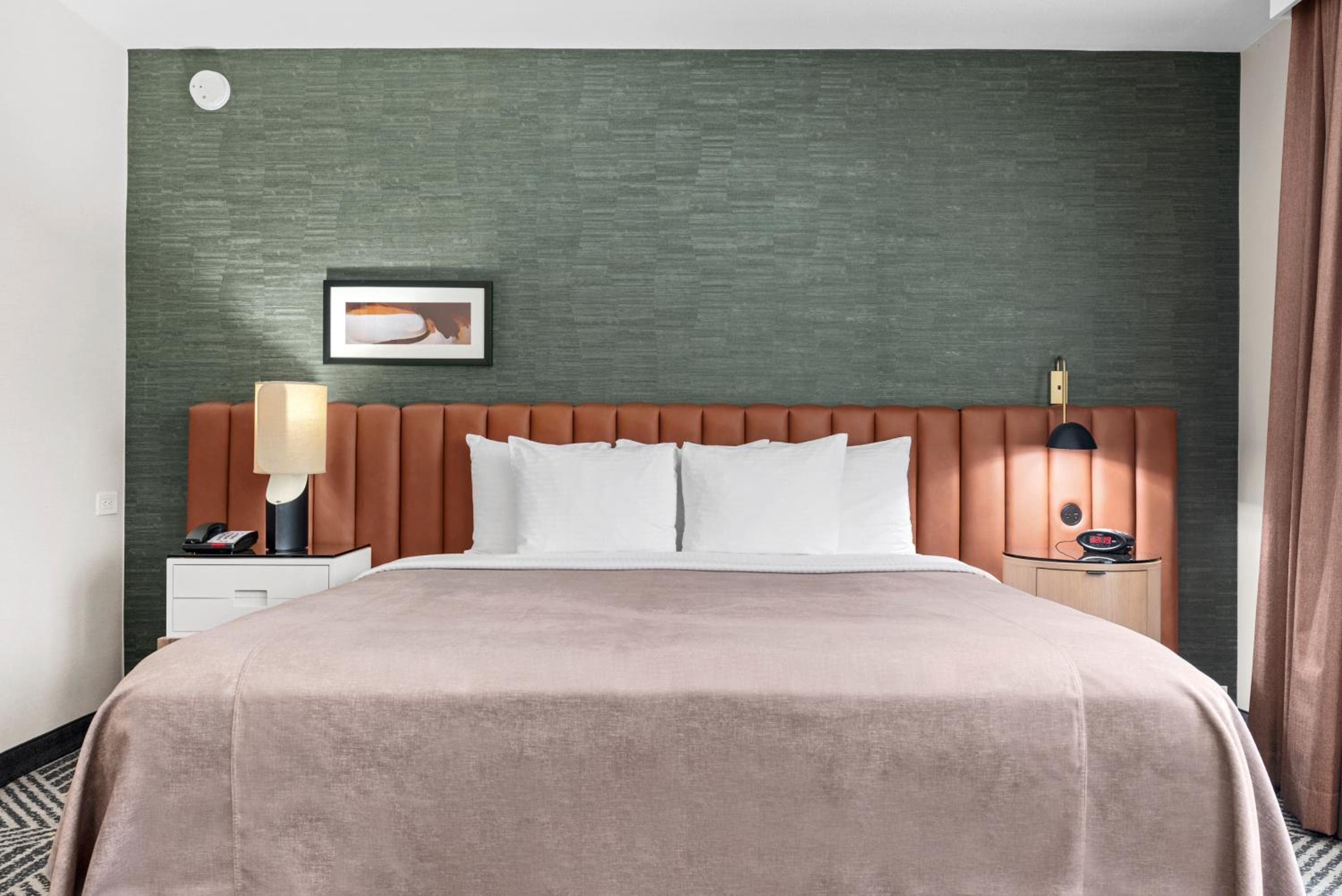 Royal Palace Westwood Hotel — 8