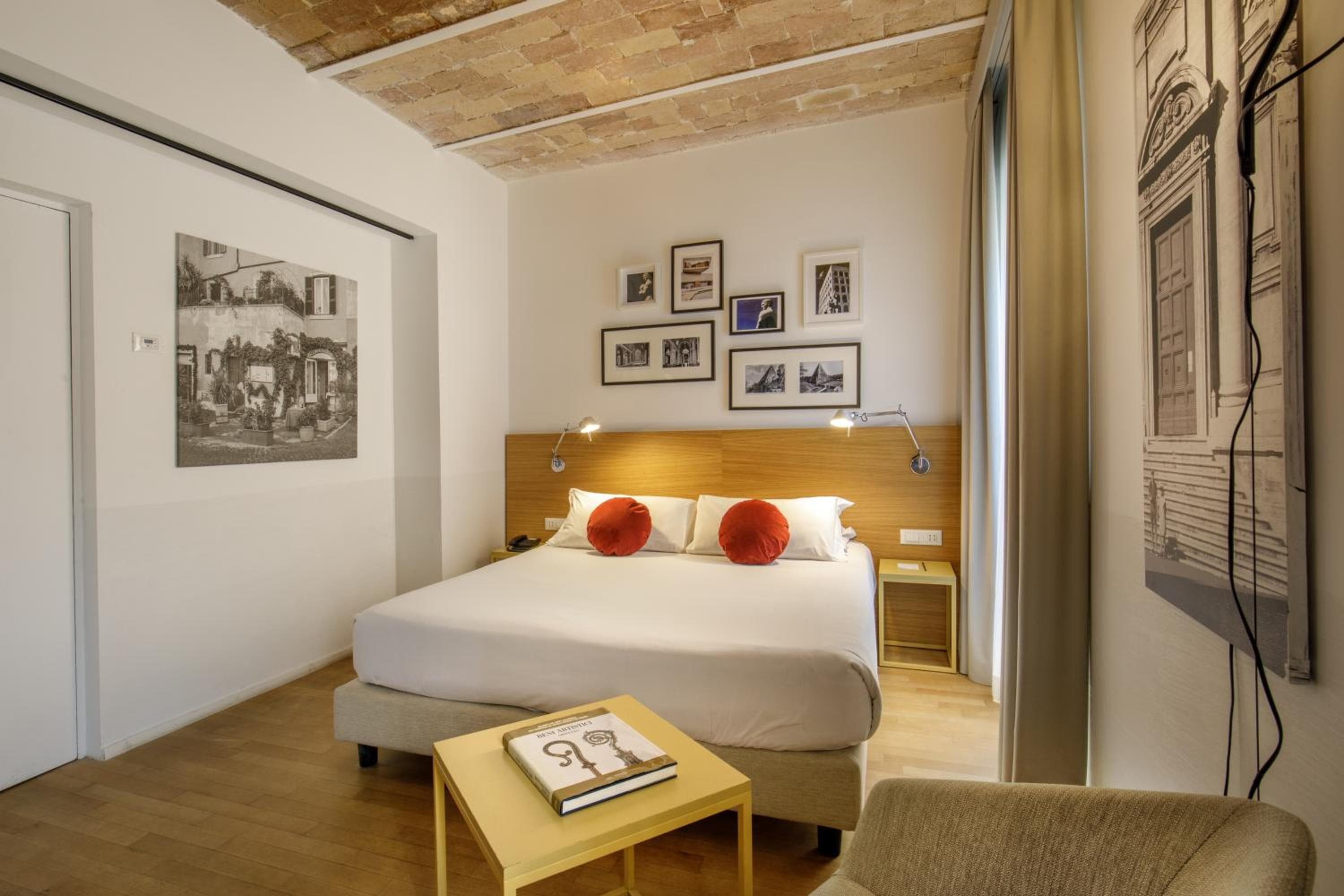 Coronari Palast — 30