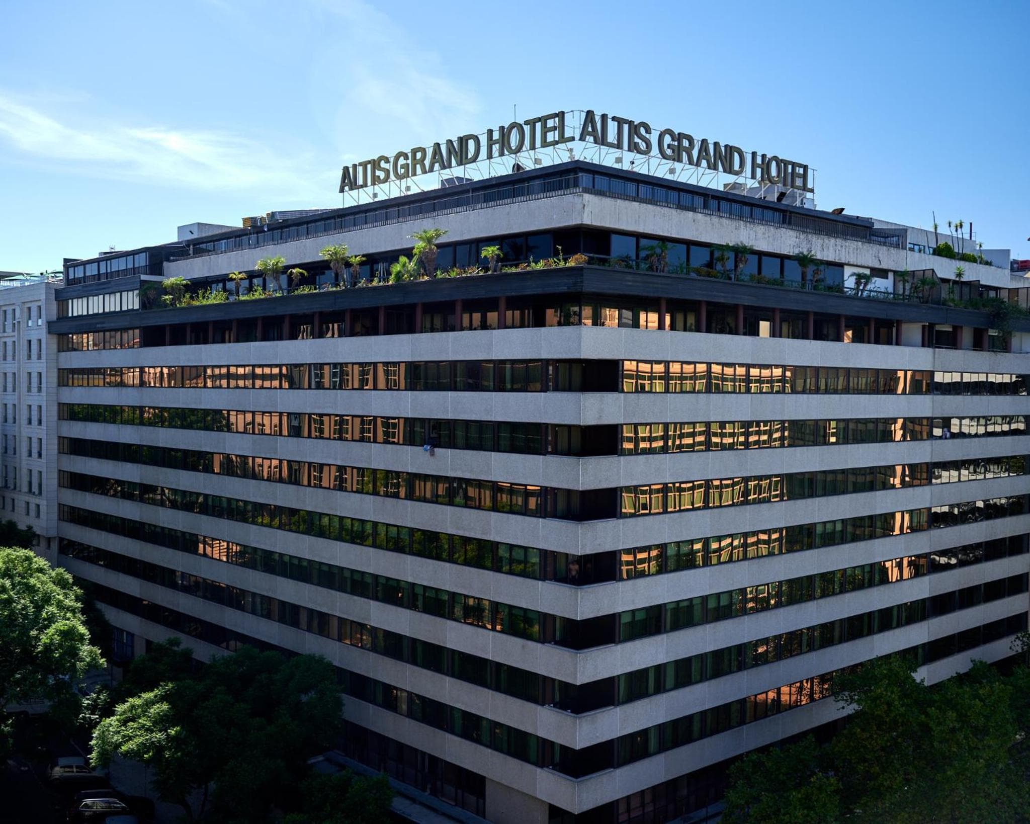 Altis Grand Hotel — 1