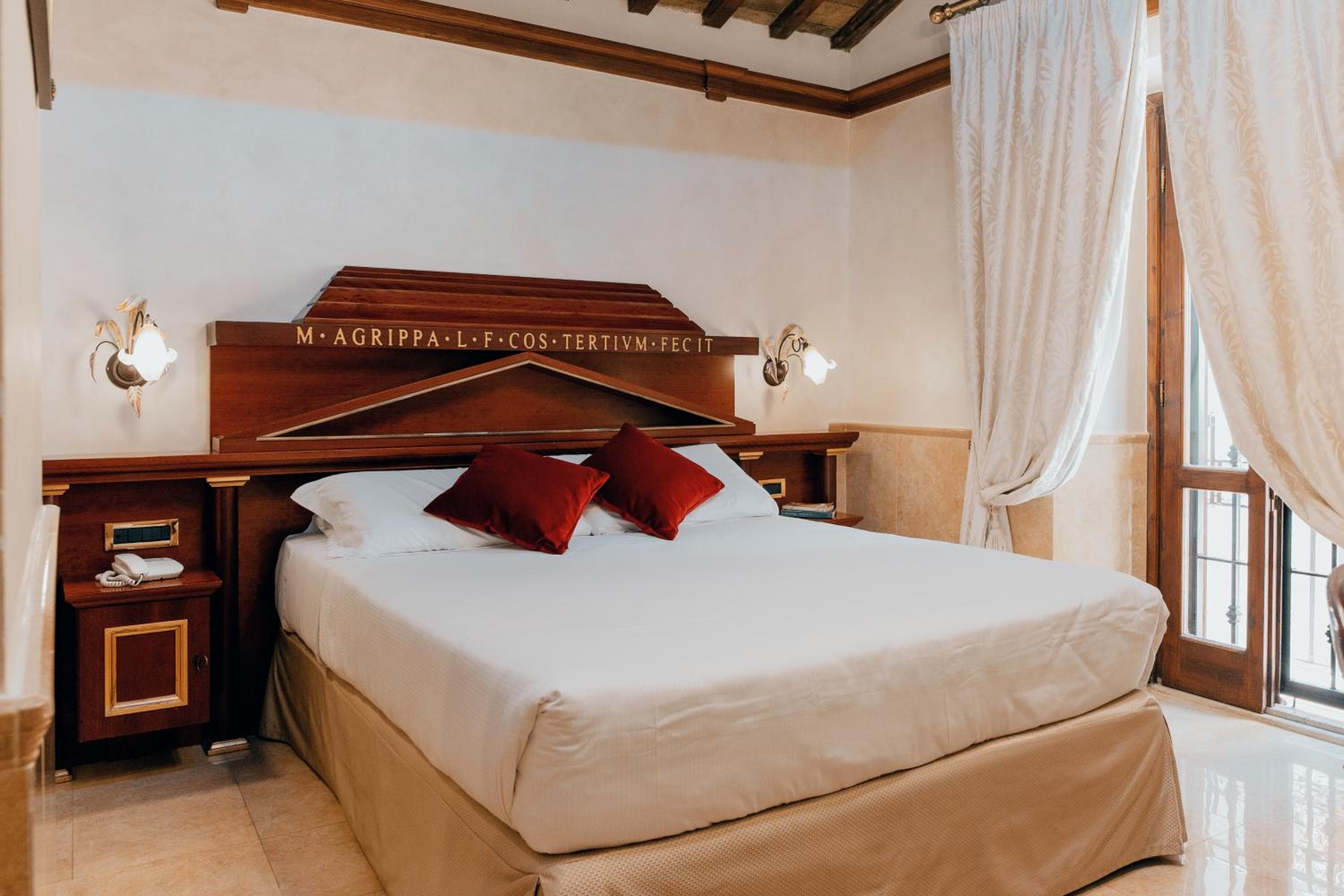 Albergo Pantheon — 18
