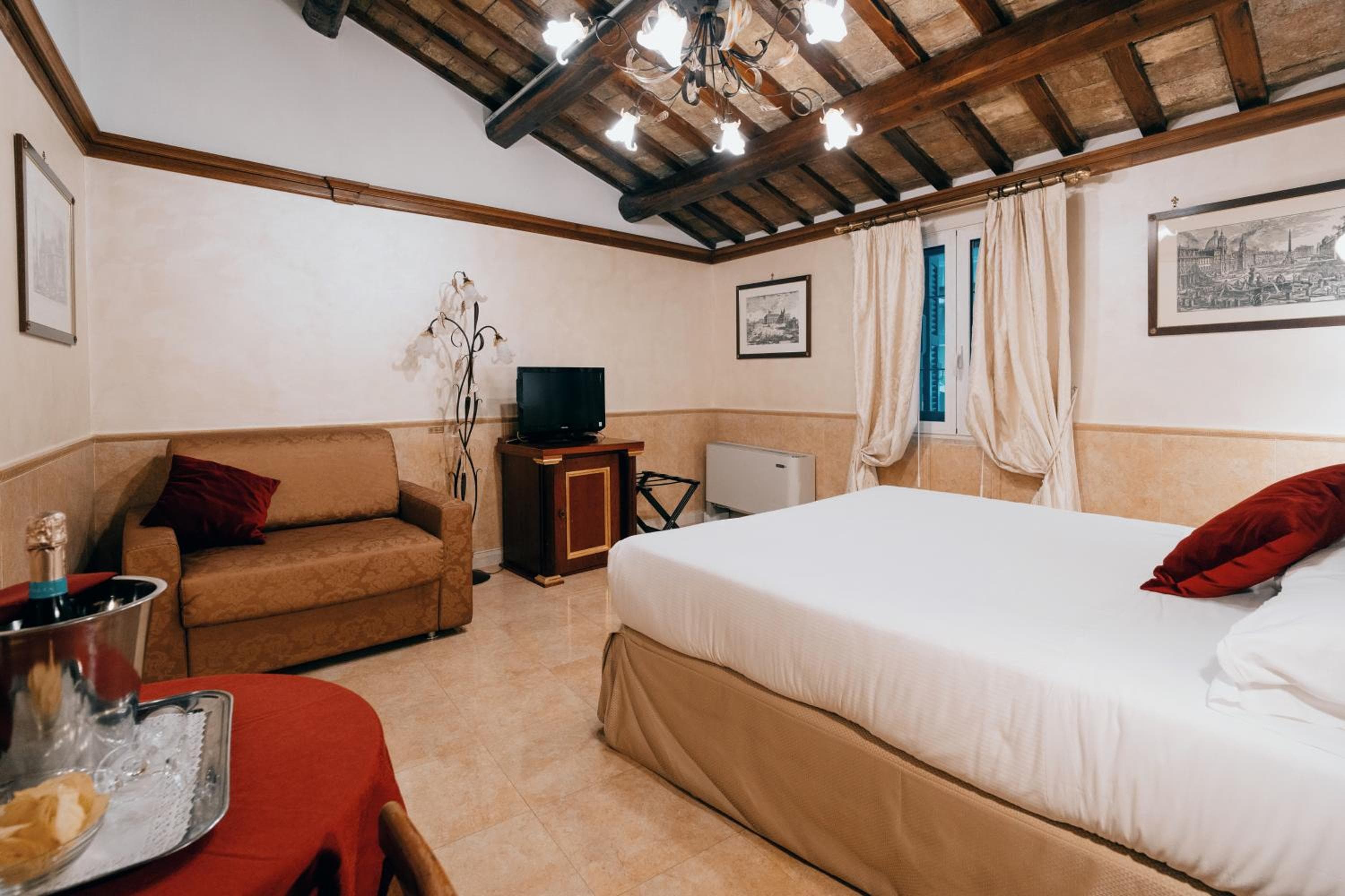 Albergo Pantheon — 23