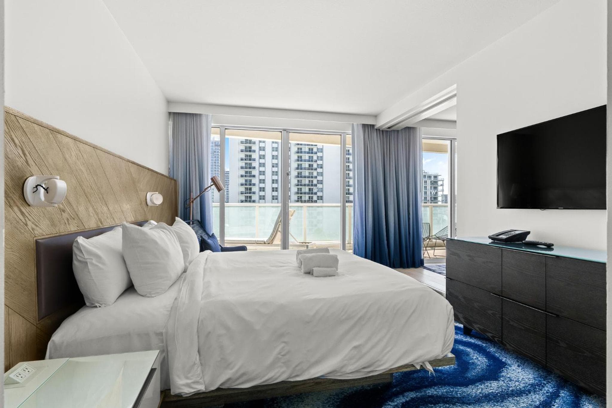 2BR W Residence FLL, 2 pools, hot tub, large balcony, OCEAN VIEWS — 30