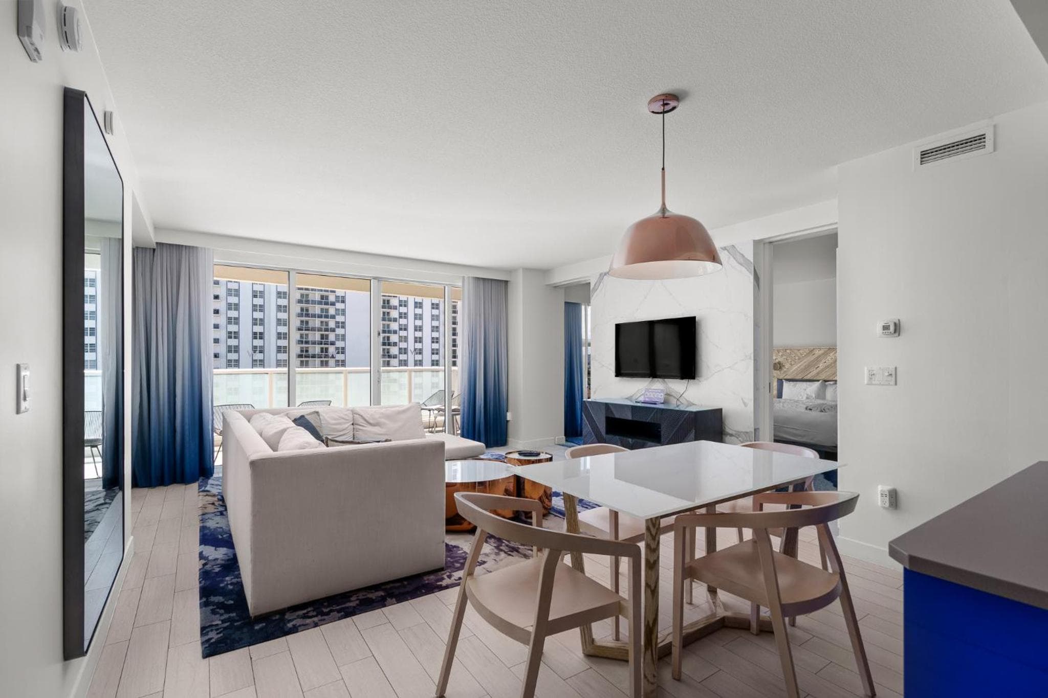 2BR W Residence FLL, 2 pools, hot tub, large balcony, OCEAN VIEWS — 28