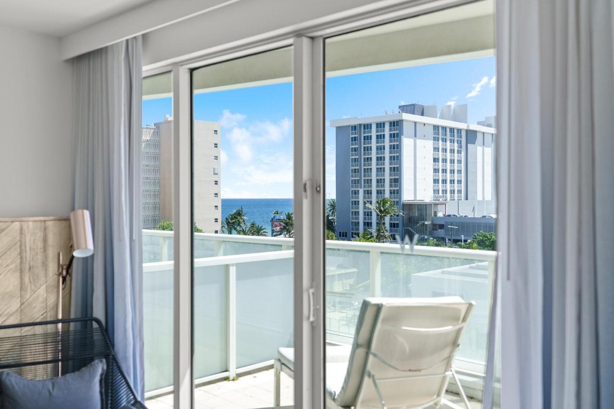 2BR W Residence FLL, 2 pools, hot tub, large balcony, OCEAN VIEWS — 26