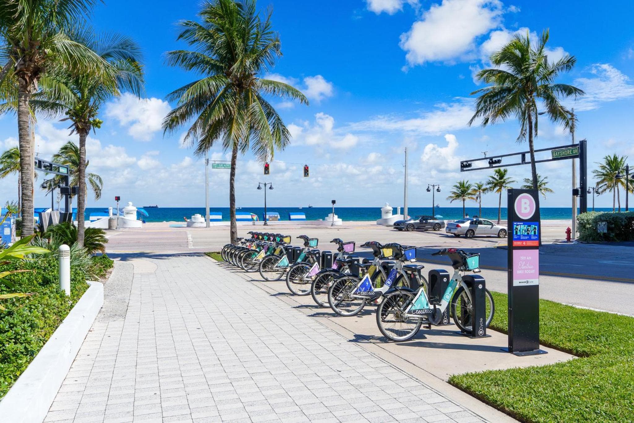 2BR W Residence FLL, 2 pools, hot tub, large balcony, OCEAN VIEWS — 24