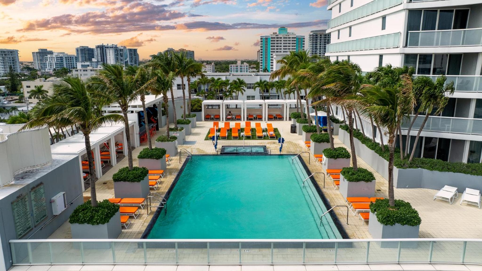 2BR W Residence FLL, 2 pools, hot tub, large balcony, OCEAN VIEWS — 8