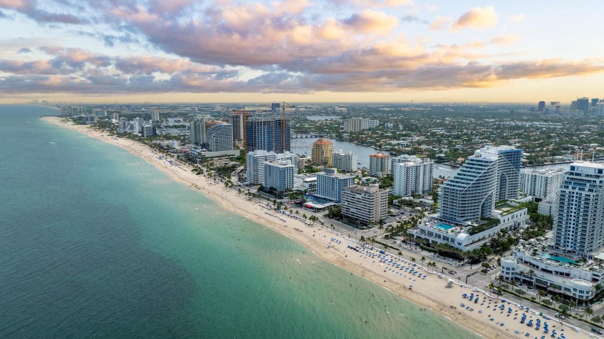 2BR W Residence FLL, 2 pools, hot tub, large balcony, OCEAN VIEWS — 10
