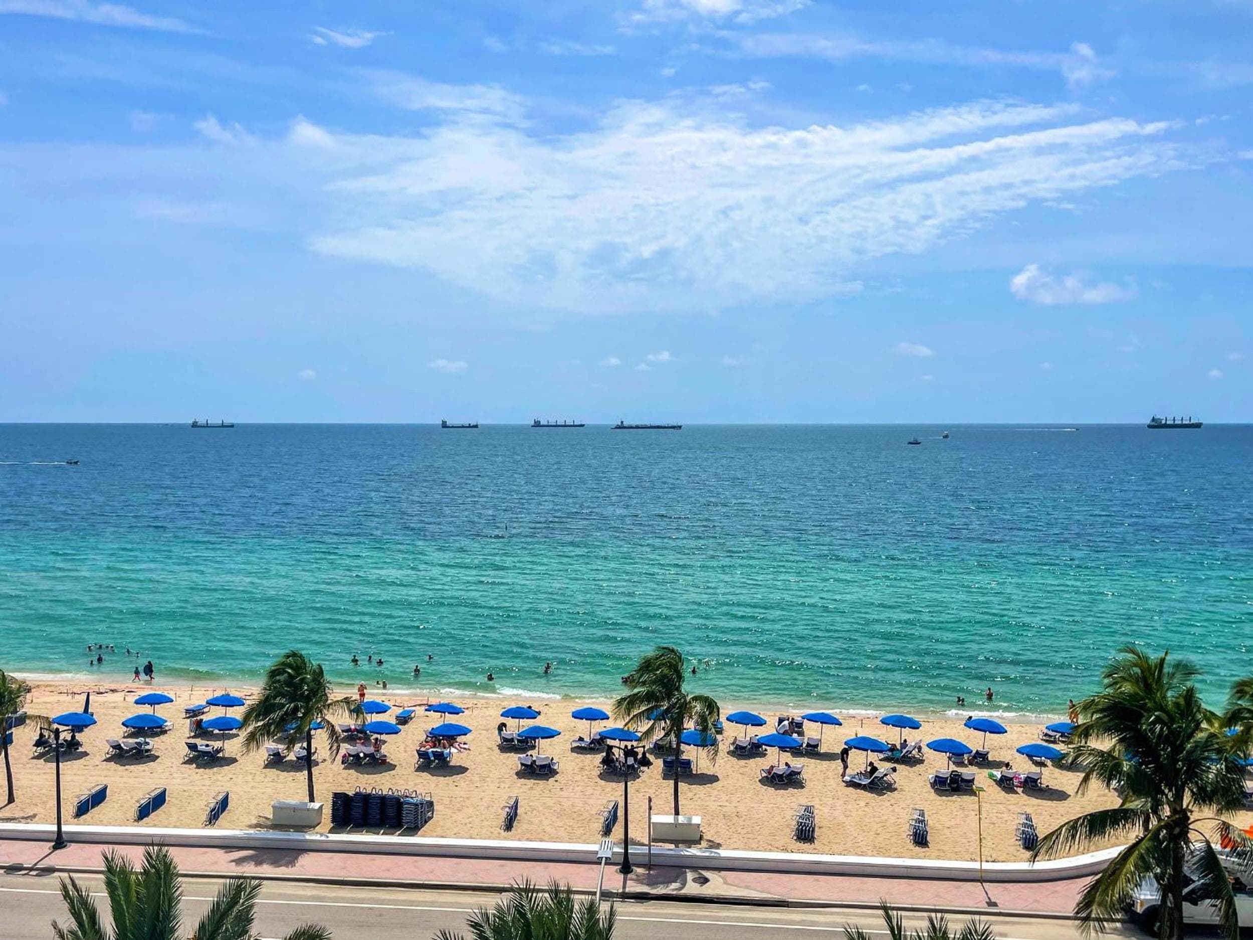 2BR W Residence FLL, 2 pools, hot tub, large balcony, OCEAN VIEWS — 17