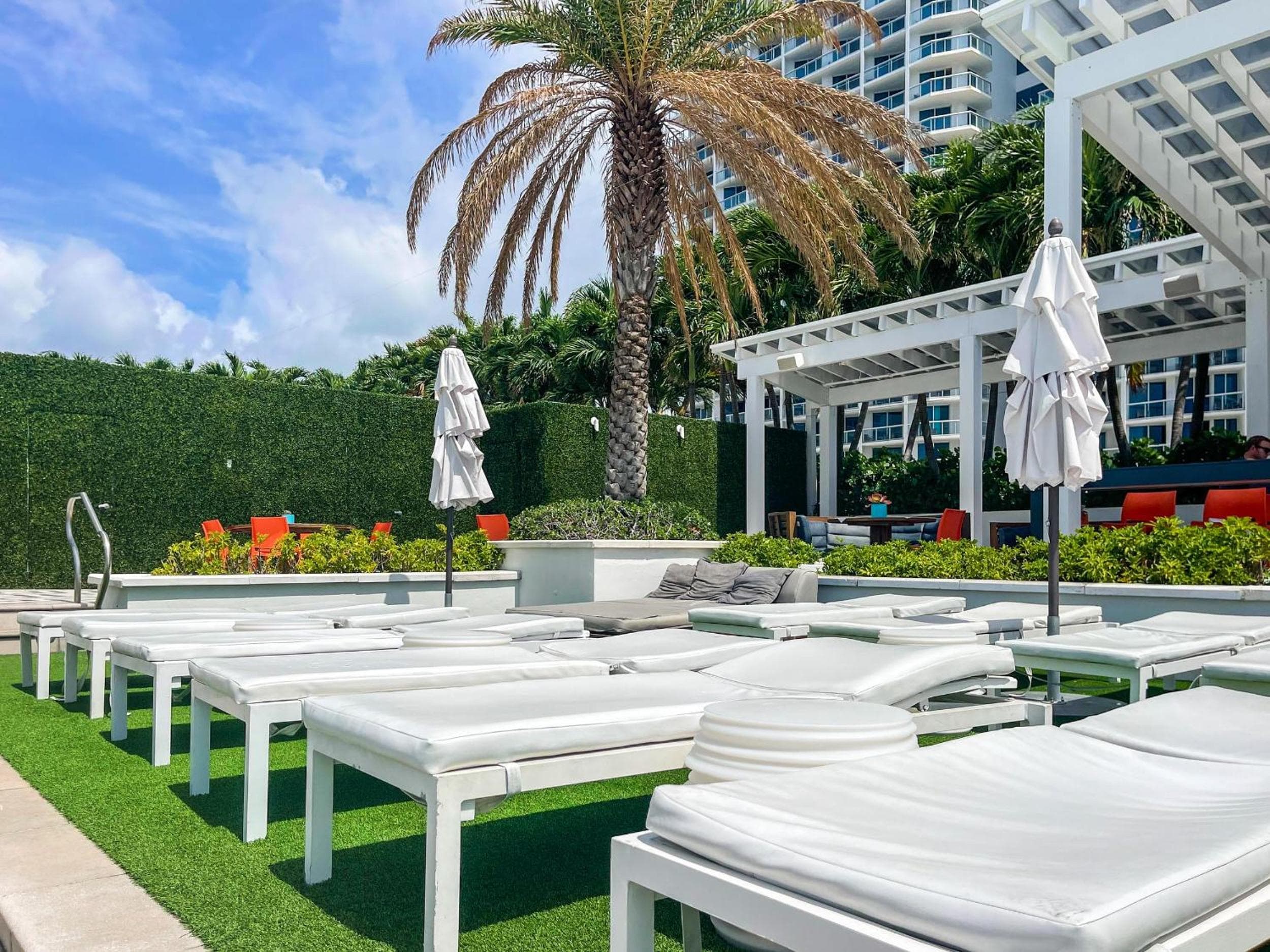 2BR W Residence FLL, 2 pools, hot tub, large balcony, OCEAN VIEWS — 19