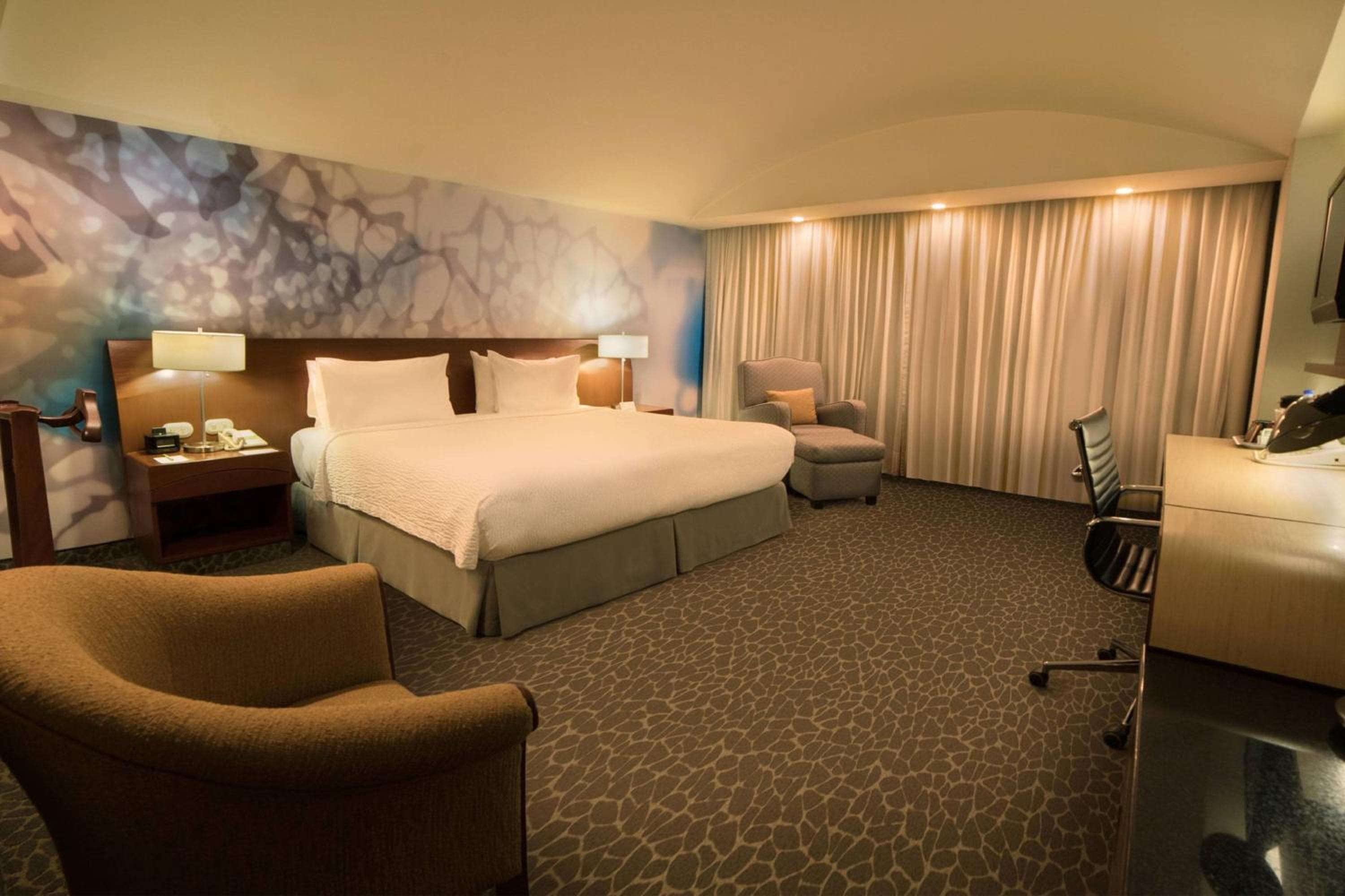 Courtyard by Marriott Mexico City Revolucion — 26