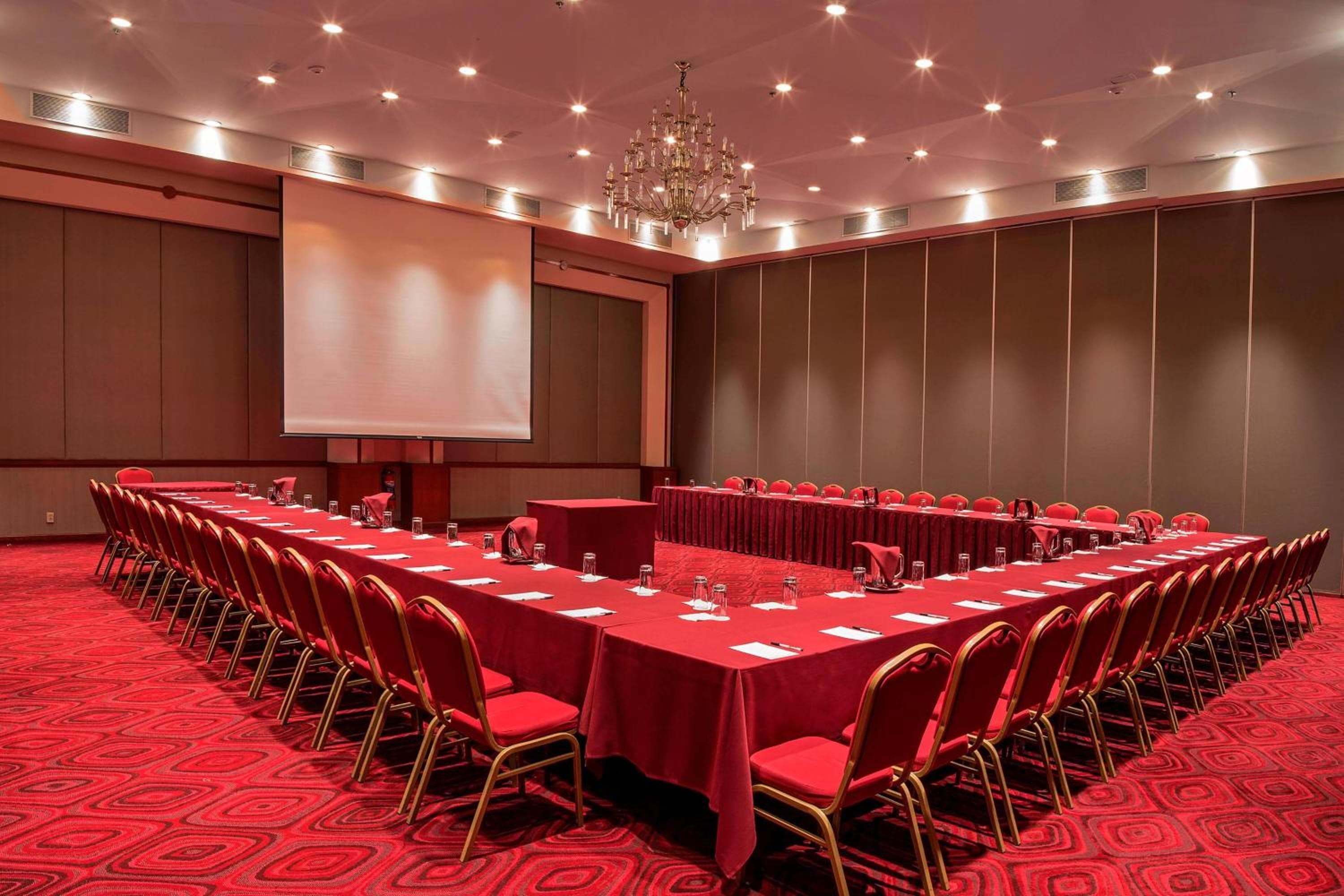 Courtyard by Marriott Mexico City Revolucion — 9