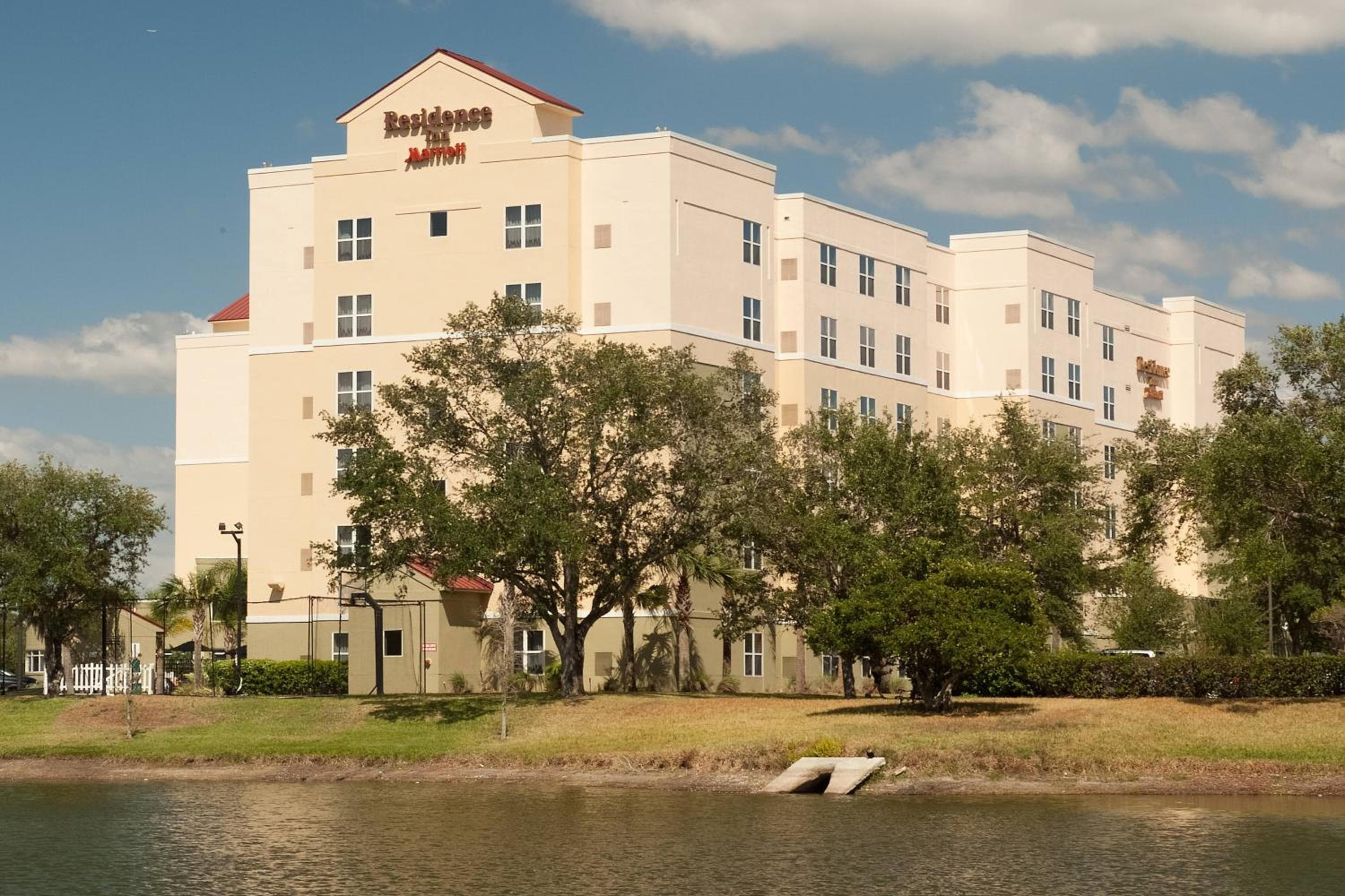 Residence Inn Orlando Aeroporto — 24