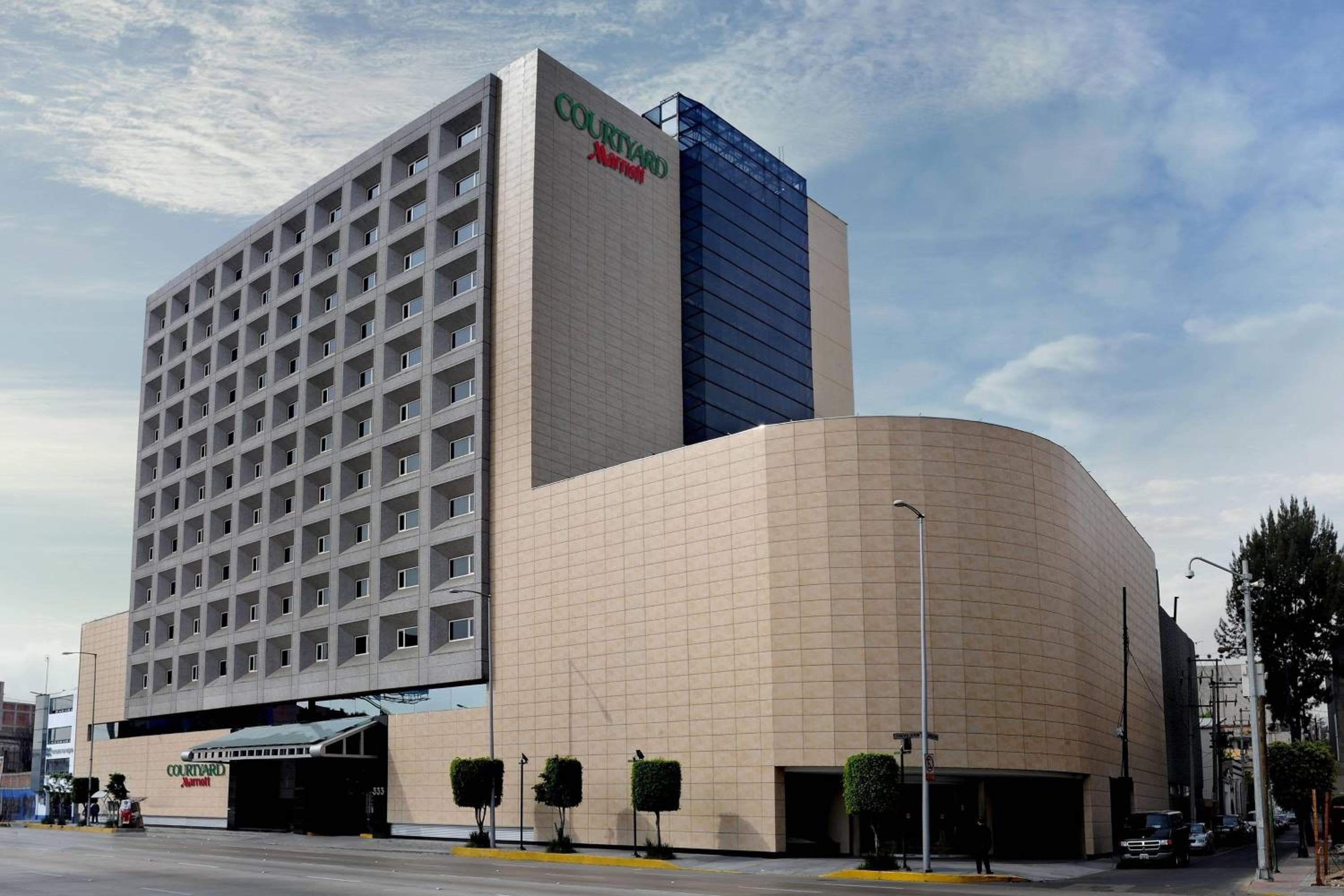 Courtyard by Marriott Mexico City Revolucion — 1