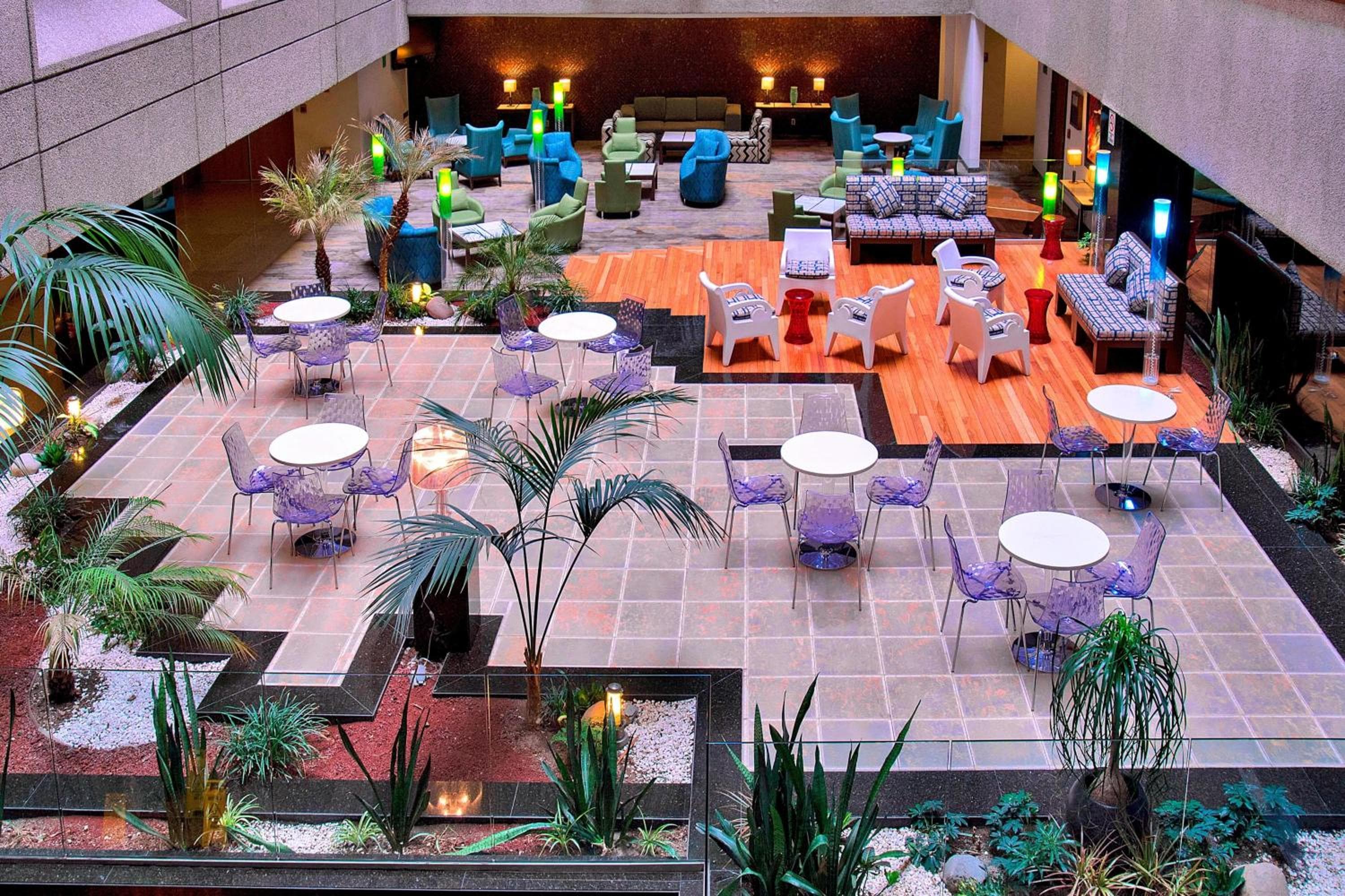 Courtyard by Marriott Mexico City Revolucion — 22