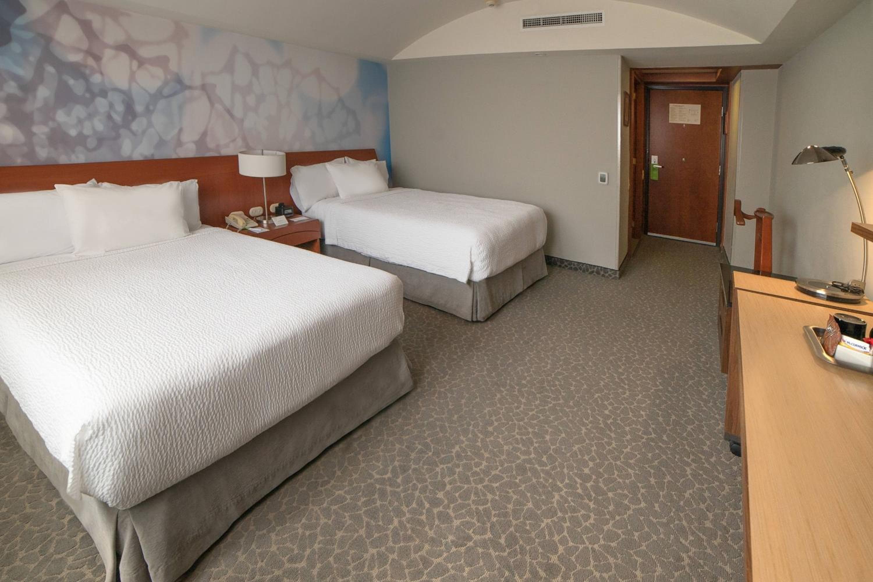 Courtyard by Marriott Mexico City Revolucion — 7