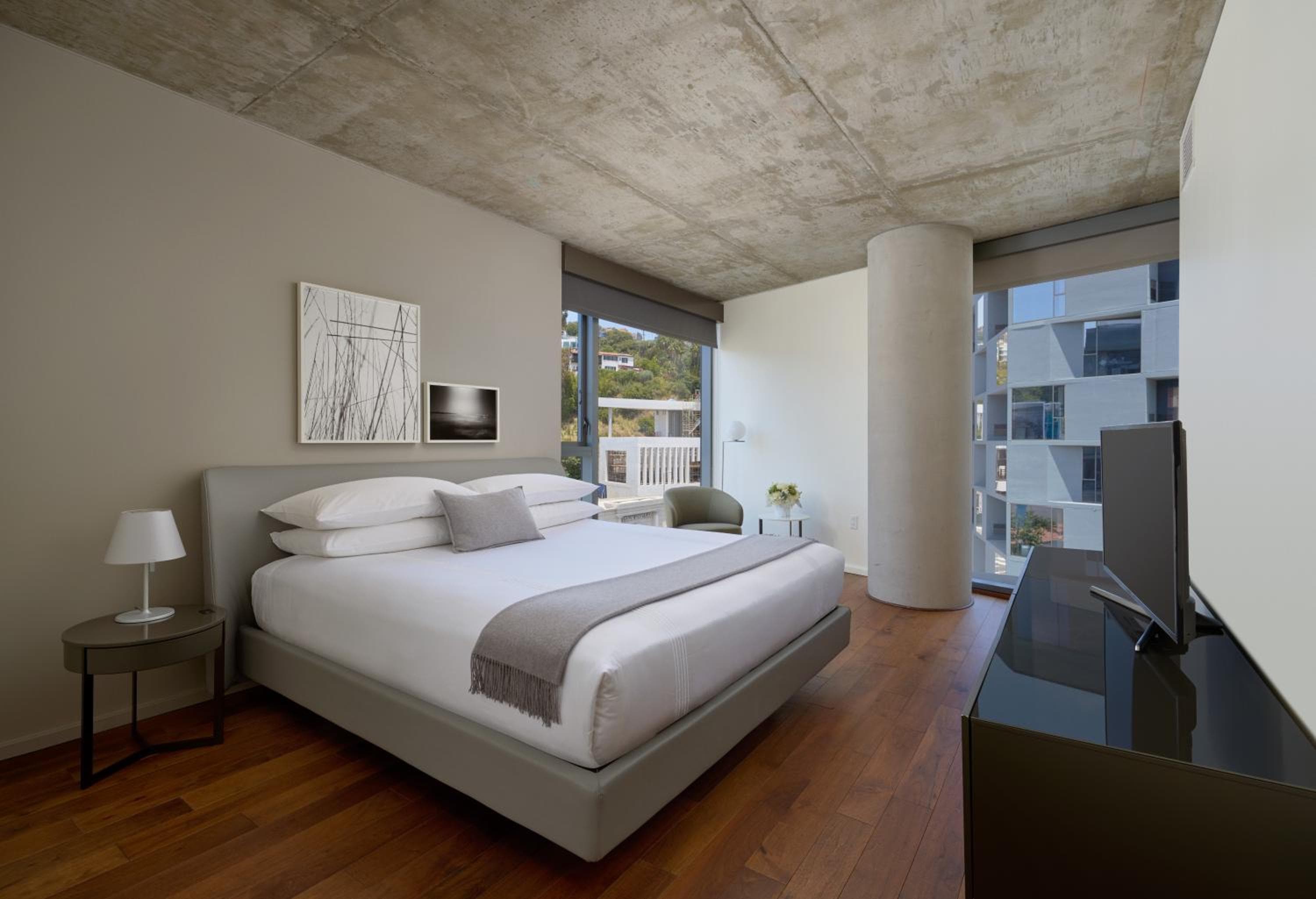 También conocido como West Hollywood, residencias de apartamentos con servicios — 29