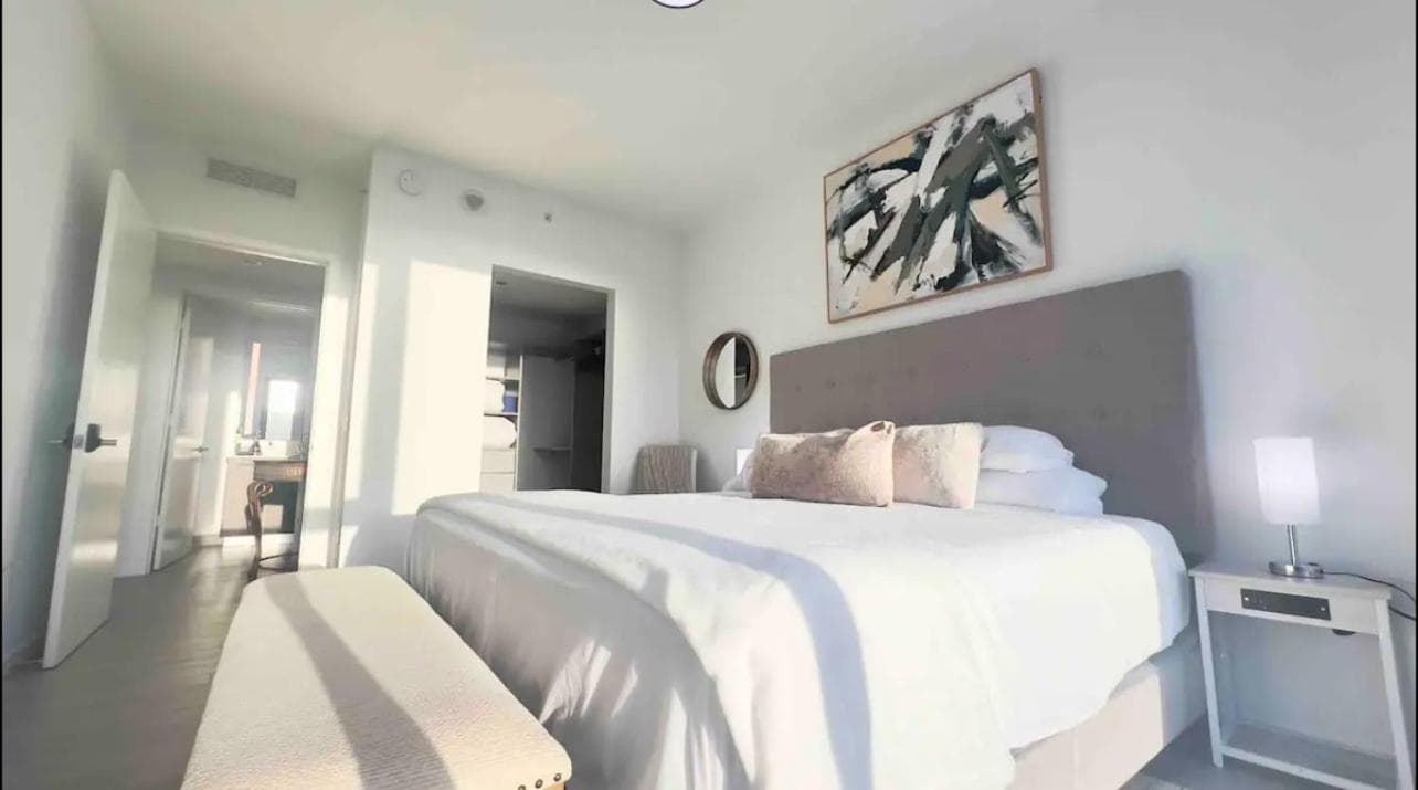 3BR, King Beds 3BA, Biscayne Bay Luxury Ambiance — 25