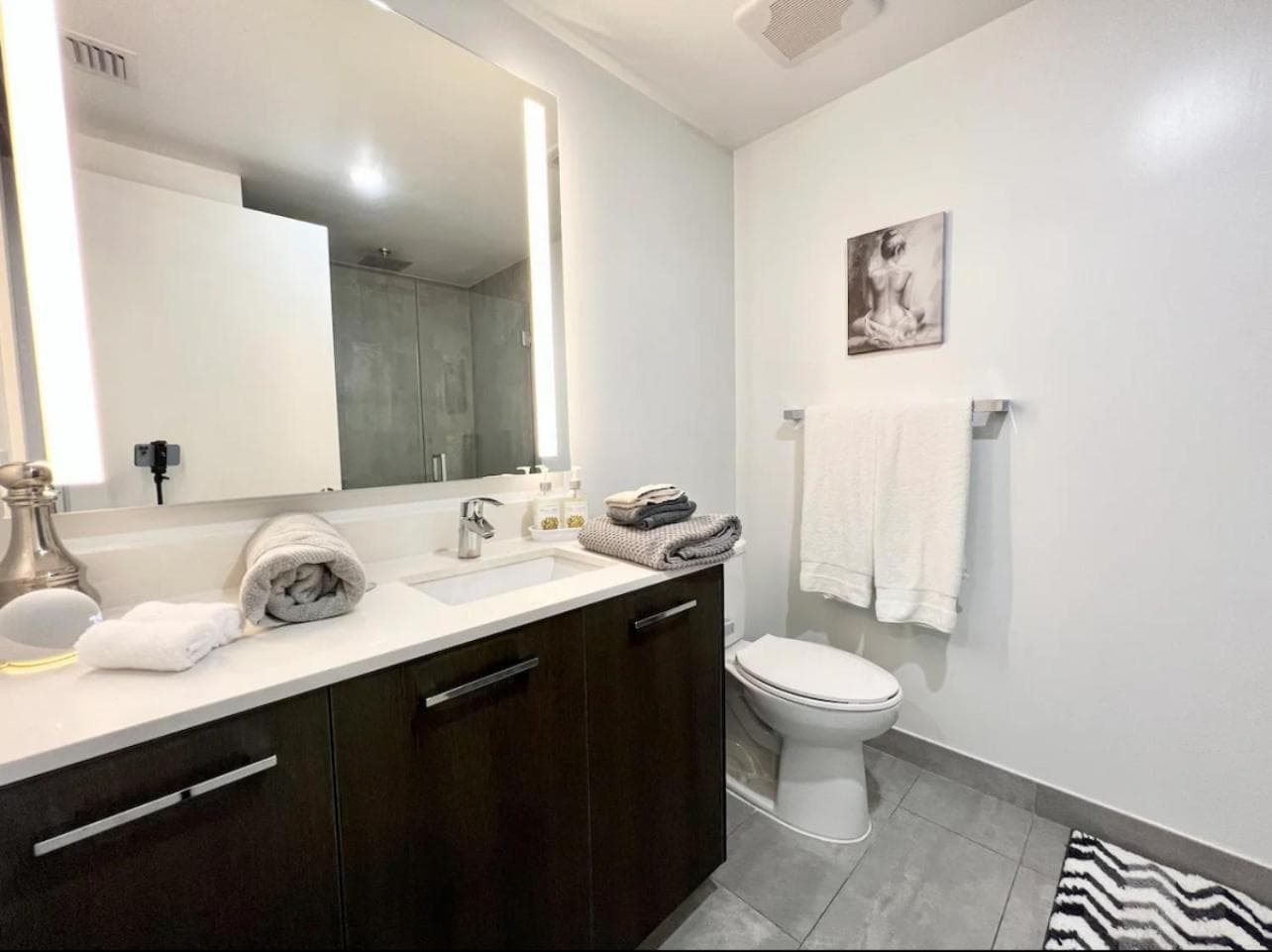 X Lounge II-Highline Corner Residence — 27