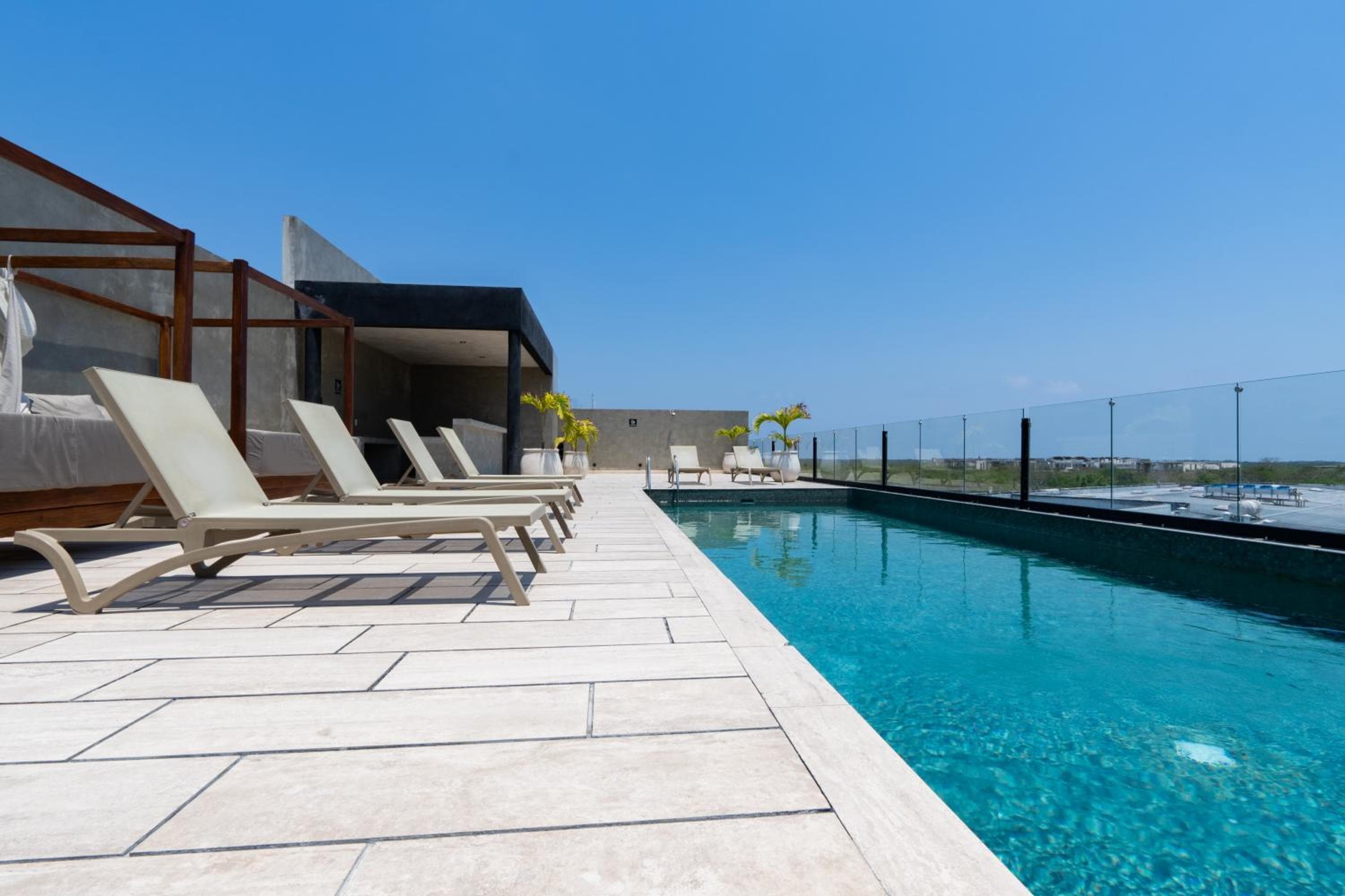 Modernes Studio mit Dachpool im Zentrum von Tulum — 2