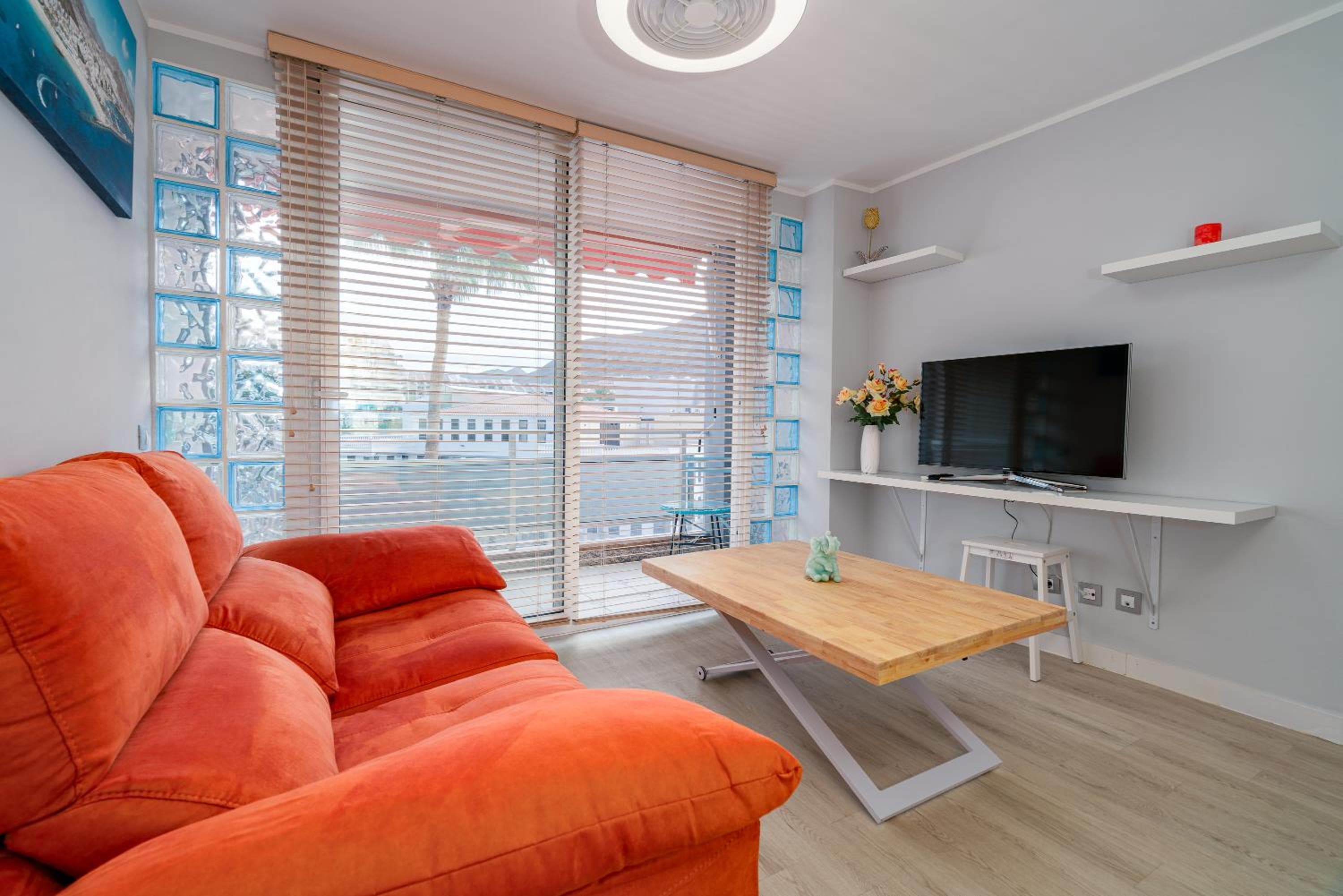 Elegante apartamento en Los Cristianos Arona — 1