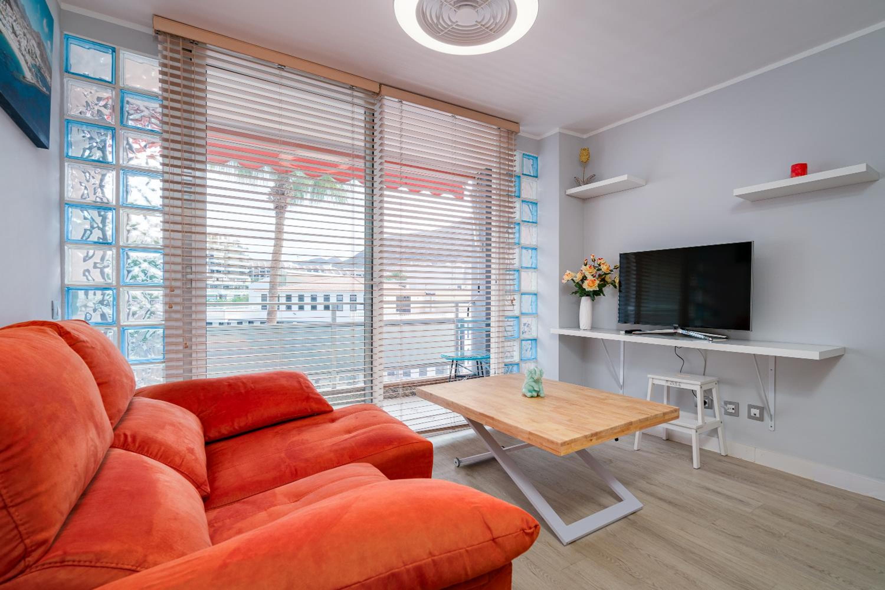 Elegante apartamento en Los Cristianos Arona — 2